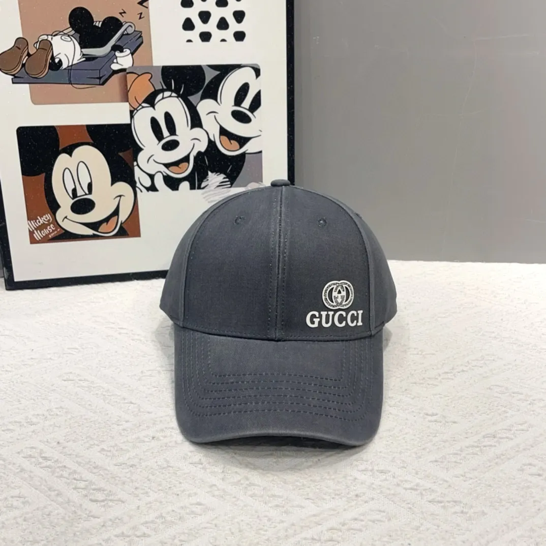 Gucci Baseball Cap ♥️GUCCI🧢New product from the official website, baseball cap, original quality is hotly available 🔥🎩 The workmanship is very exquisite, high-end and classy! Low-key luxury, easy to carry! Running volume!