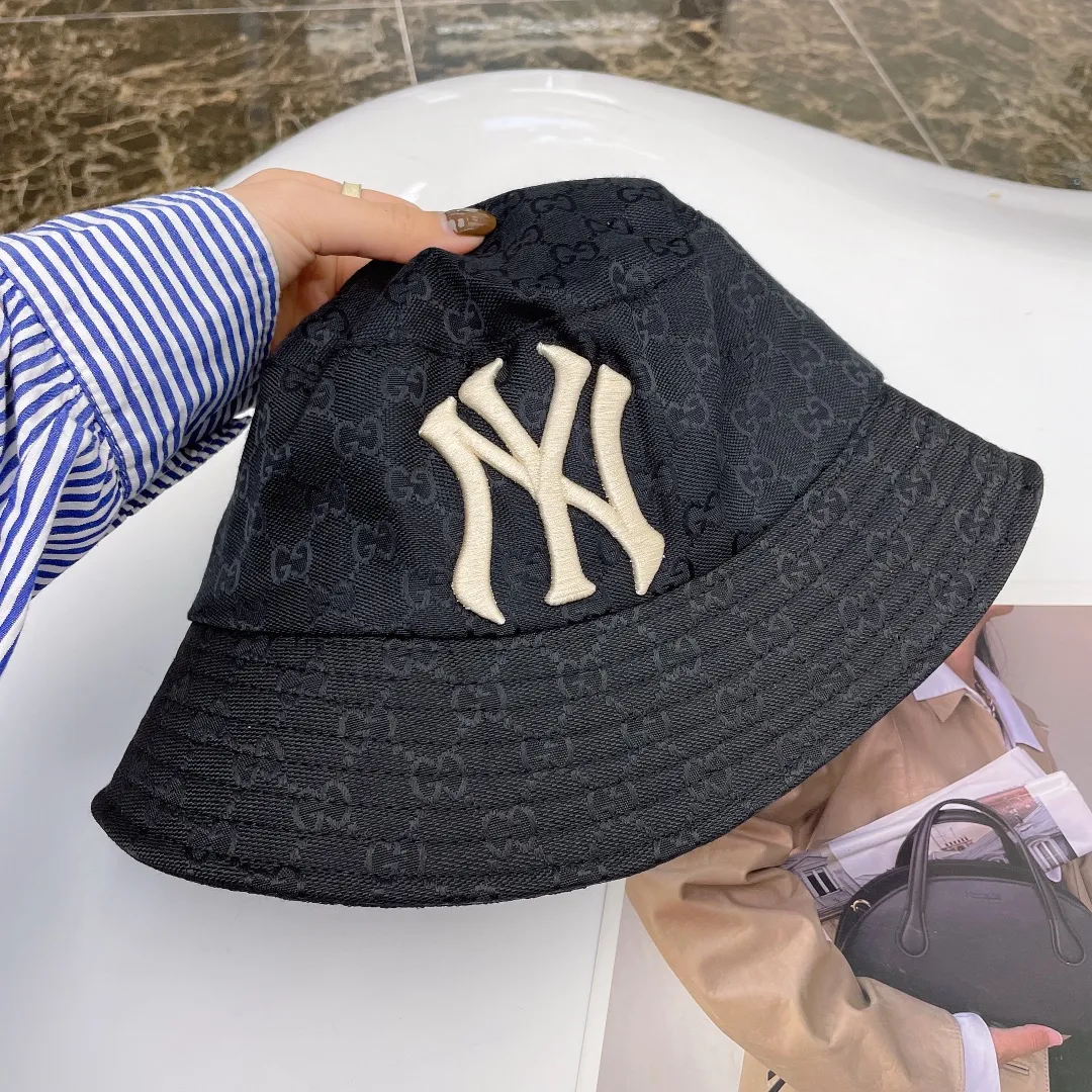 P76👒Gucci VS NY👒😍Gucci co-branded ny canvas hat, high-end goods, come to those who know the stuff, the hottest pattern in spring and summer 2020, walking sun umbrella, super high sun protection index, no makeup artifact, fisherman hat, great hat shape🤗