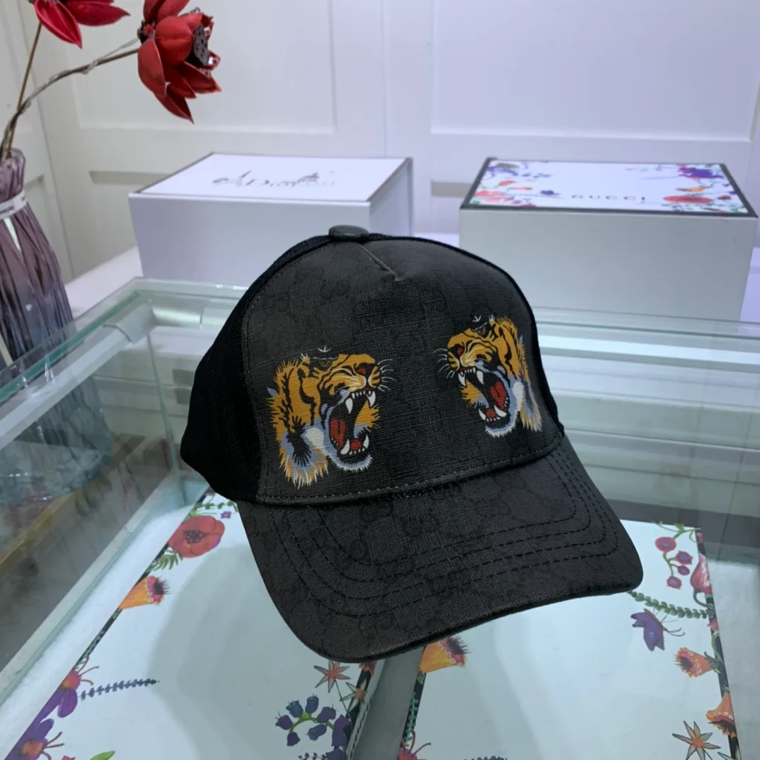 p70 Gucci's original baseball cap of the same model as the GUCCI celebrity 😋 is on sale on the official website, the unit price is 5736, high-end custom-made 🧢😱 meticulous workmanship and complete 👈 full of personality, fashionable and versatile 😘 you can earn money when you buy it, [bad smile] low-key luxury 😘 versatile style [lips] dear, hurry up and get it, [wit] you deserve it!
