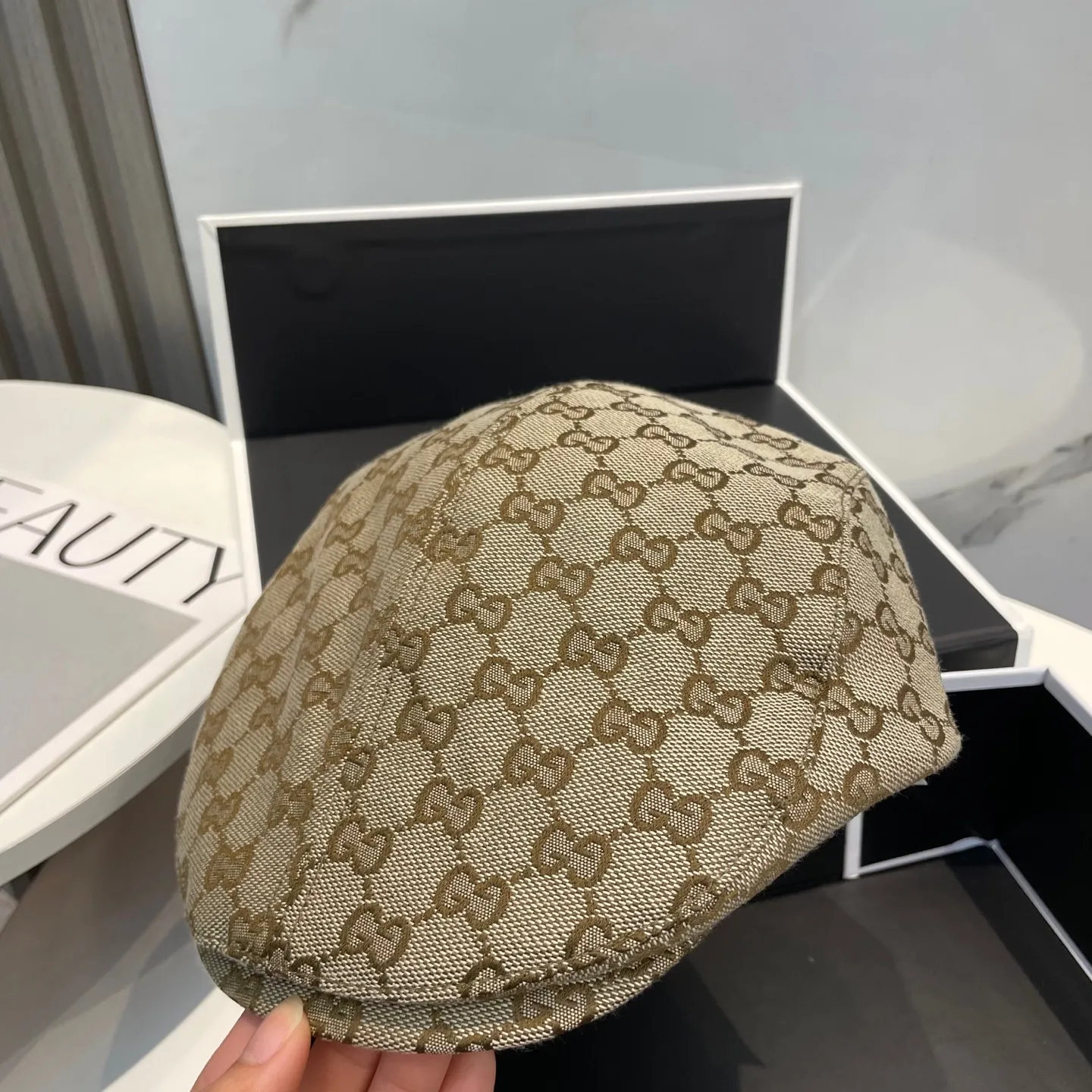 P80 Gucci forward hat, painter's hat, classic presbyopia, head circumference 57cm