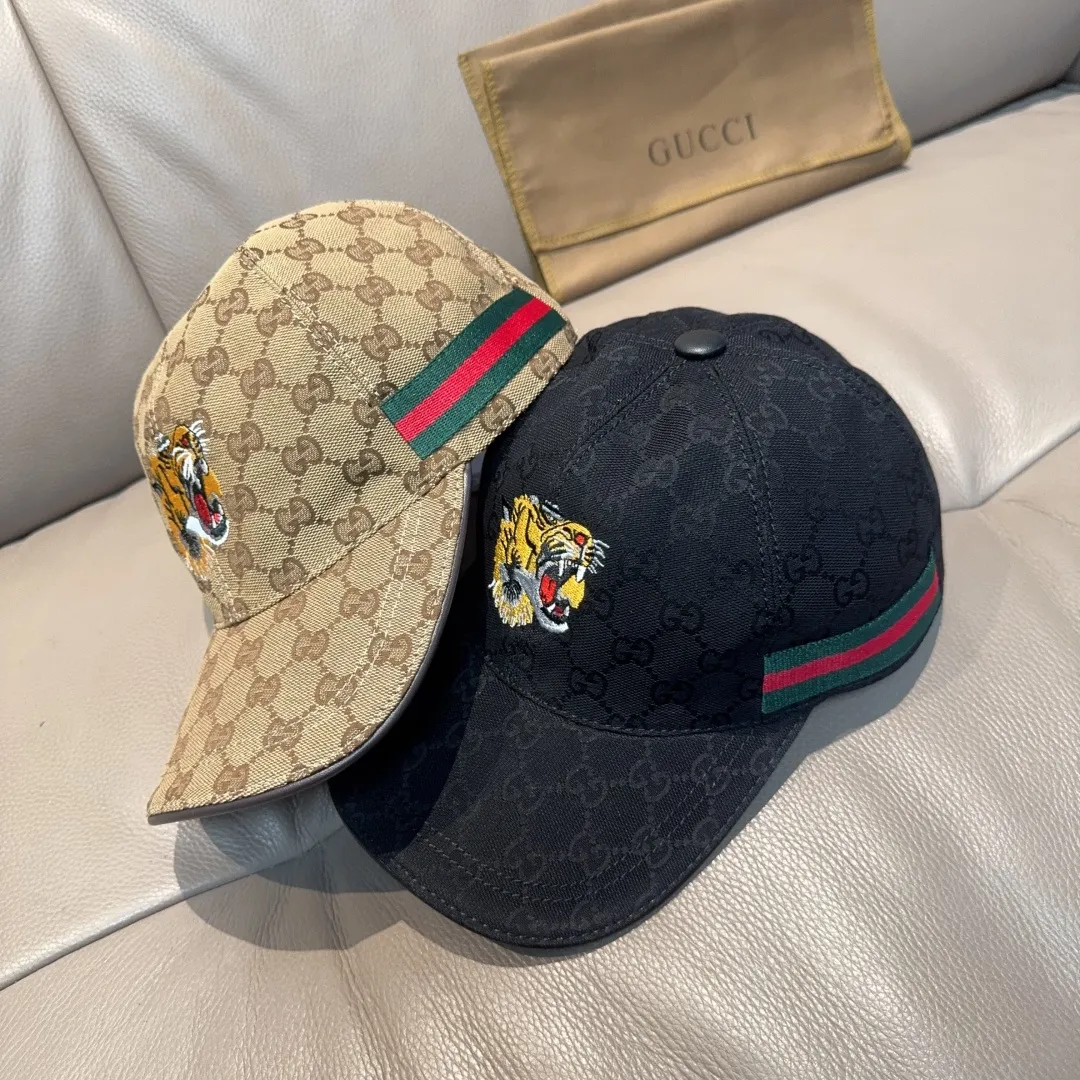 P90, Gucci (Gucci) new original baseball cap, tiger head embroidery, 1:1 mold customization, heavy embroidery, details comparable to counters, original canvas fabric + first-layer cowhide, excellent quality! The first choice for handsome men and beautiful women, fashionable and versatile. The basic head circumference is 56cm, and the patch is adjustable.