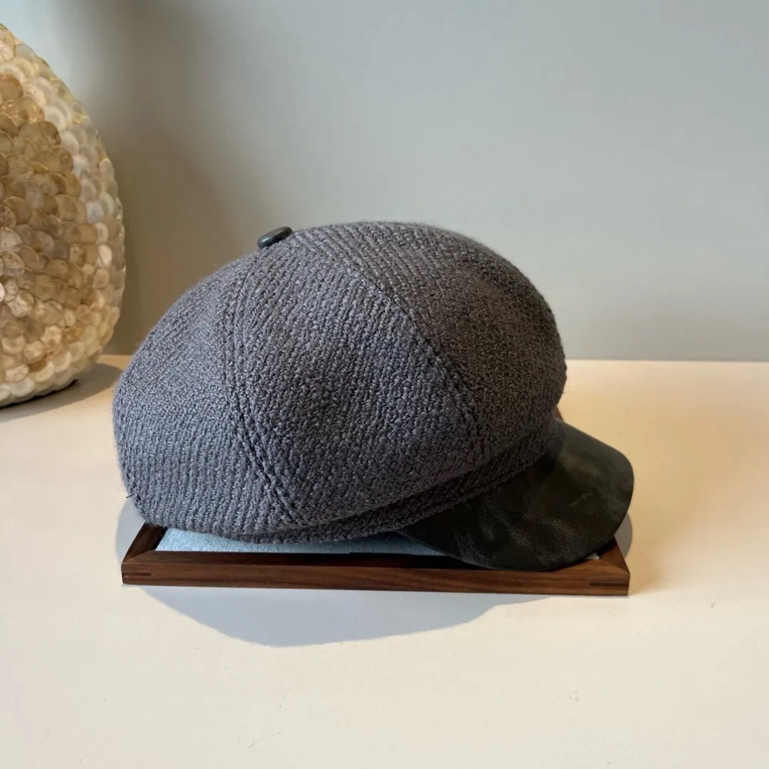 💰100¥ Gucci new duck bill painter hat, head circumference 57cm