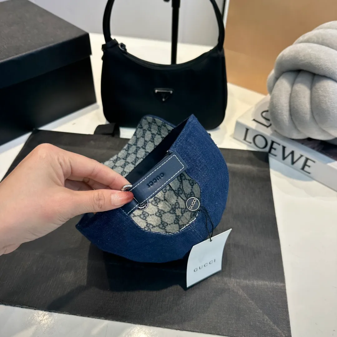 P80 GUCCI 2025 new washed denim baseball cap at the counter, very trendy! Casual and sports style, classic production, super easy to match!