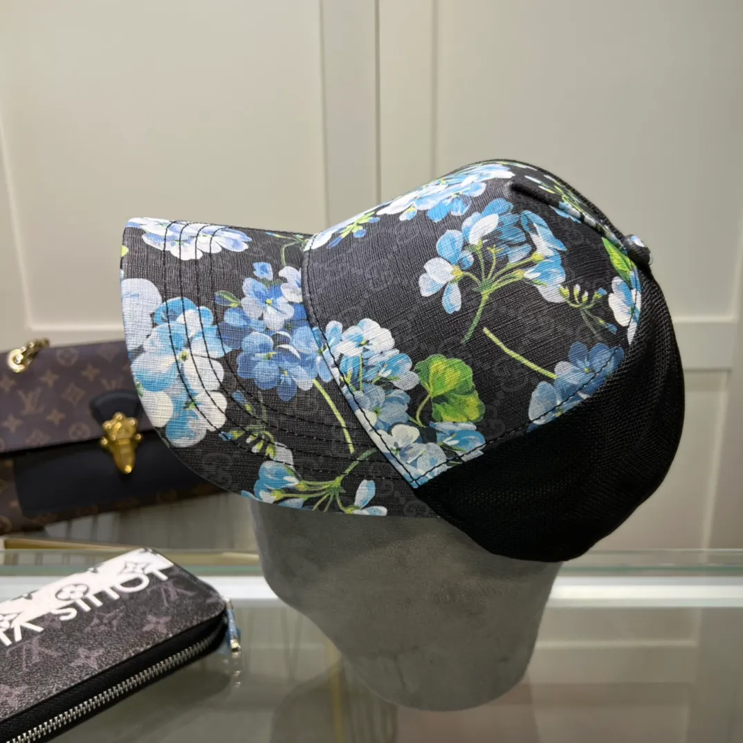 46💰 Gucci mesh cap♥️GUCCI🧢Official website baseball cap, original quality is very popular 🔥🎩 The craftsmanship is very exquisite, high-end and classy! Low-key luxury, easy to carry! Running volume!