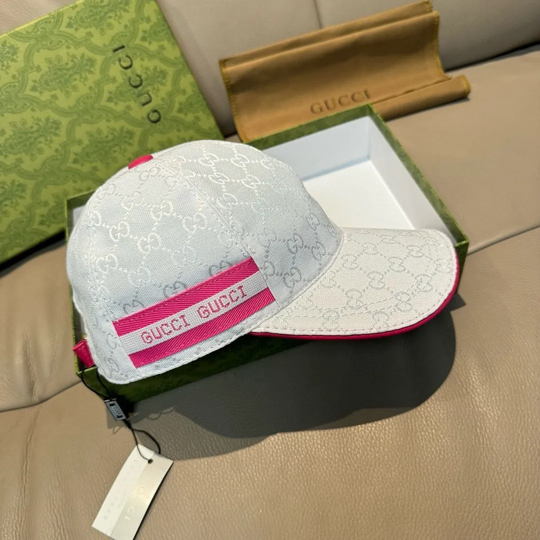 p90, Gucci (Gucci) new spring and summer original baseball cap, logo webbing, 1:1 mold customization, original canvas + first-layer cowhide, popular purchasing agent, versatile style for men and women, great quality! The basic head circumference is 56cm, and the patch is adjustable.