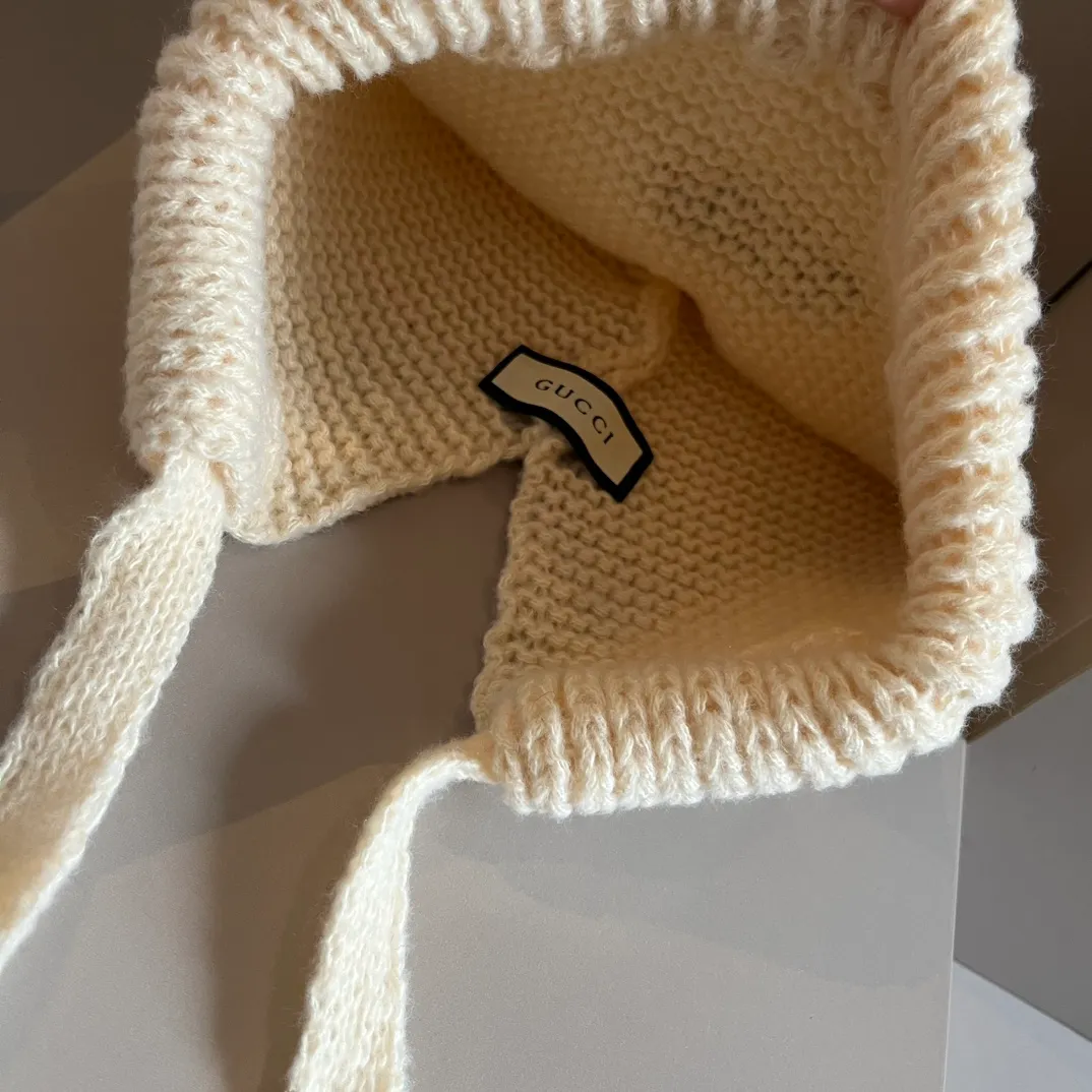 💰90¥ Gucci new knitted cold hat ear protection hat