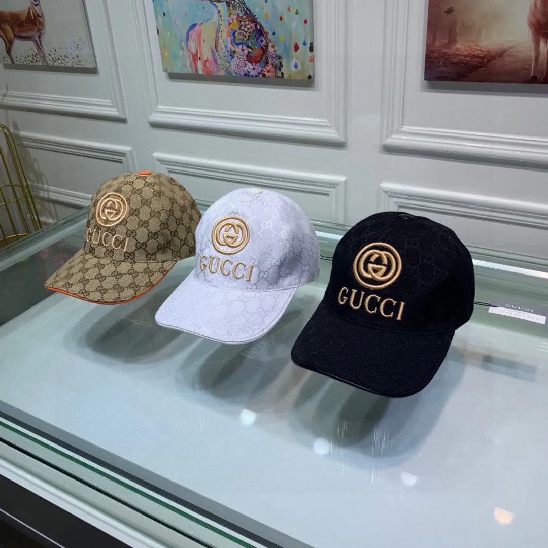 🉐130 Gucci (Gucci) new original baseball cap, GUCCI embroidery, 1:1 mold customization, heavy gold embroidery, details comparable to counters, original canvas + first-layer cowhide, excellent quality! The first choice for handsome men and beautiful women, fashionable and versatile. The basic head circumference is 56cm, and the patch is adjustable.