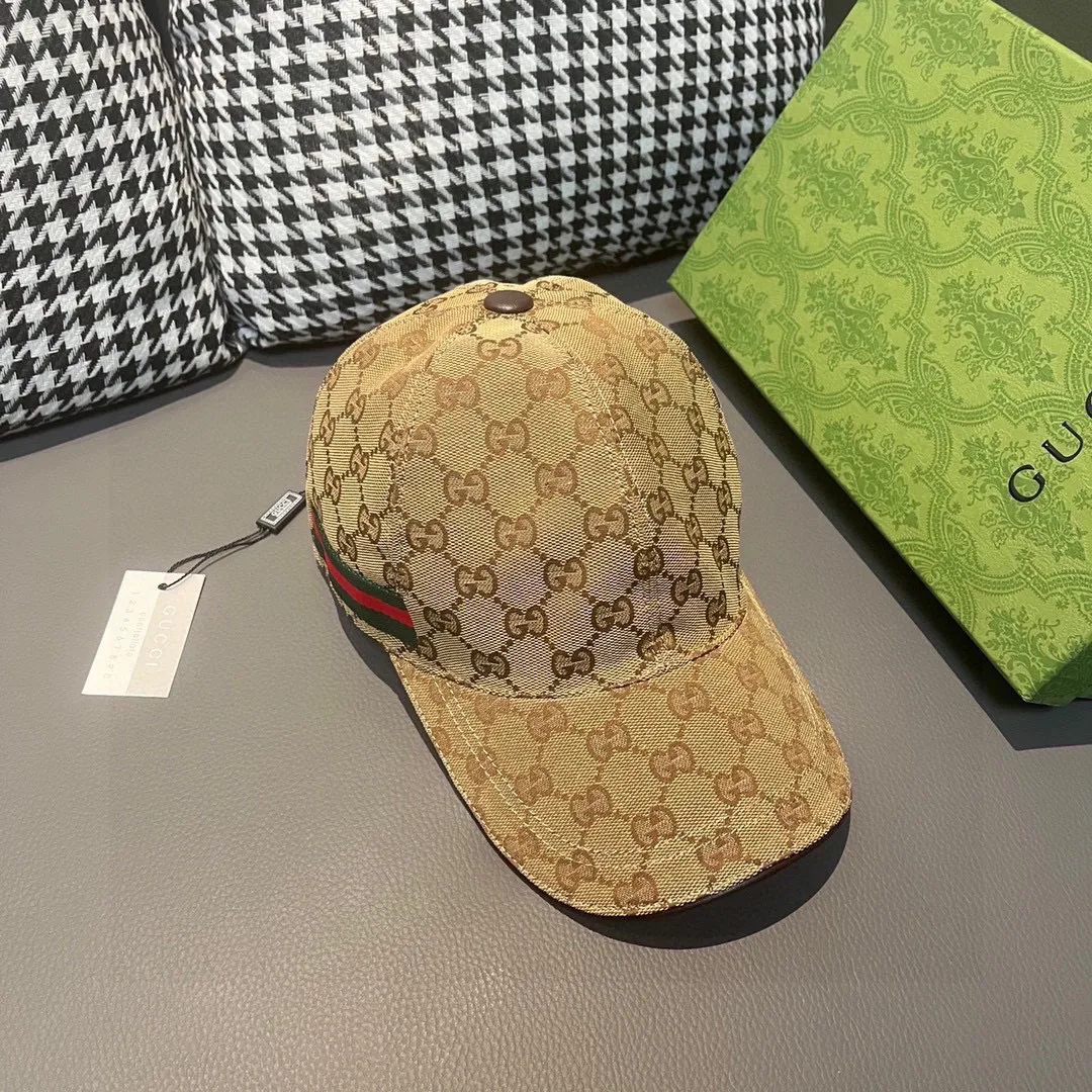 🉐️900,000-year-old classic! Apricot color, black available in size S, Gucci (Gucci) classic original baseball cap 😍😍Customized with 1:1 mold opening at the counter, the highest version, original canvas fabric + first-layer cowhide, light and breathable! Photographed in real life, suitable for men and women in all seasons, basic head circumference 56cm, adjustable patches.