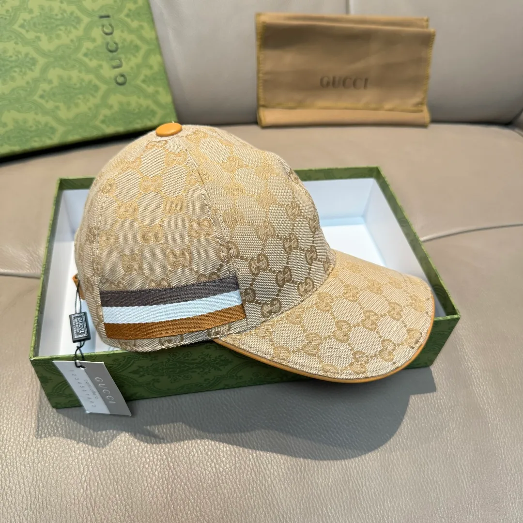 p90 ten thousand year old classic new color is shipped!   , Gucci (Gucci) classic original baseball cap 😍😍 1:1 mold opening and customization at the counter, the highest version, original canvas fabric + first layer of cowhide, light and breathable! Photographed in real life, suitable for men and women in all seasons, basic head circumference 56cm, adjustable patches.