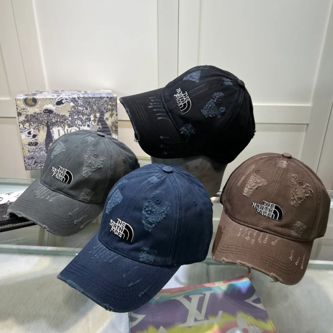 P52 with dust bag Gucci baseball cap co-branded with the North ♥️GUCCI baseball cap 🧢Official website new Gucci baseball cap, original quality is very popular 🔥🎩 The craftsmanship is very exquisite, high-end and classy! Low-key luxury, easy to carry! Running volume!