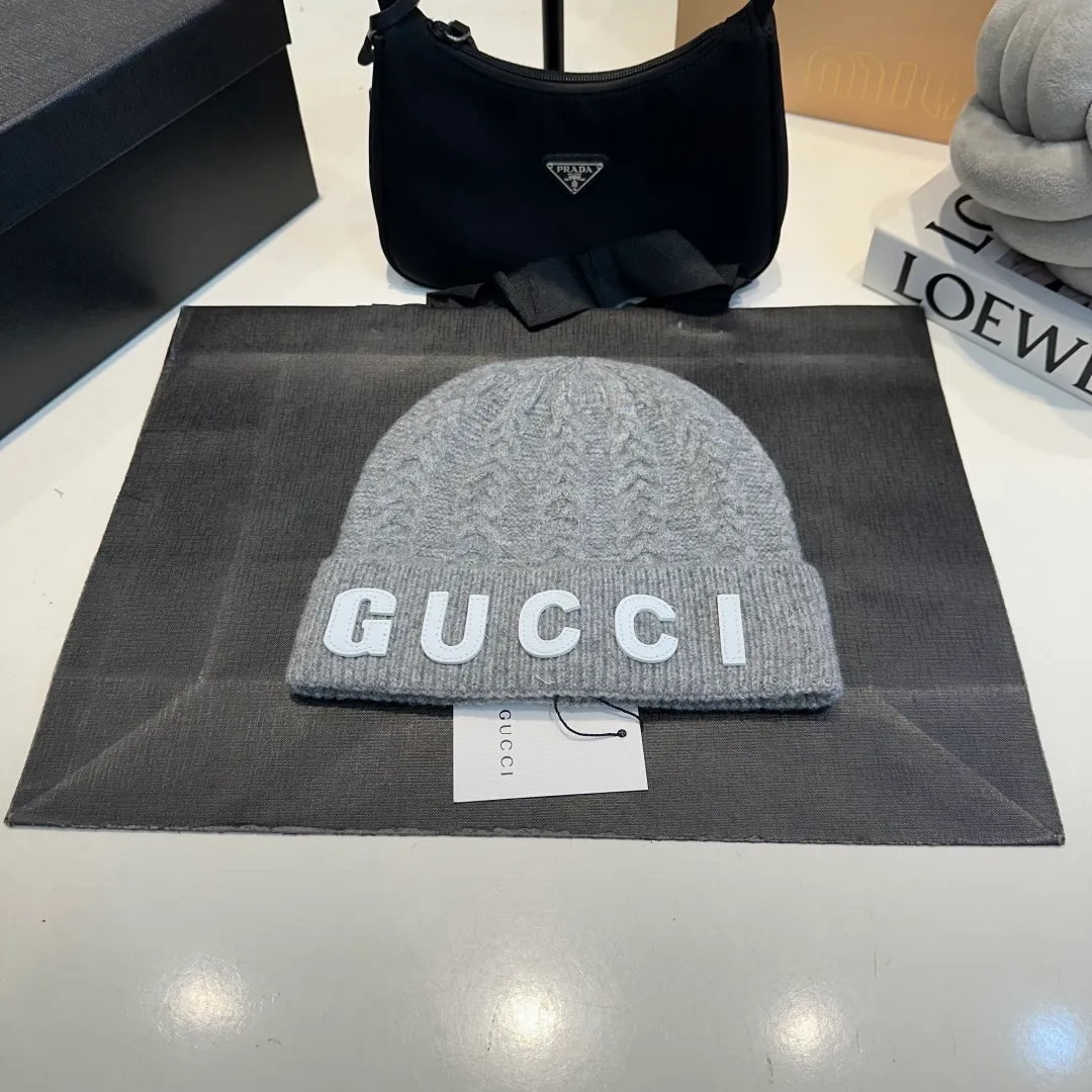 P80 Gucci knitted beanie, unisex