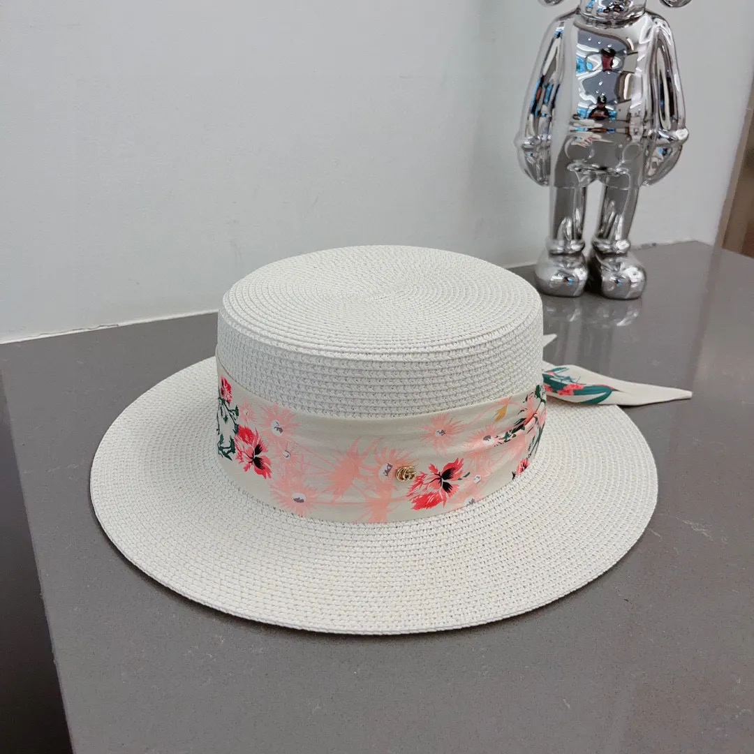 💰110¥ Gucci flat top hat, simple top hat, black and white, head circumference 57cm