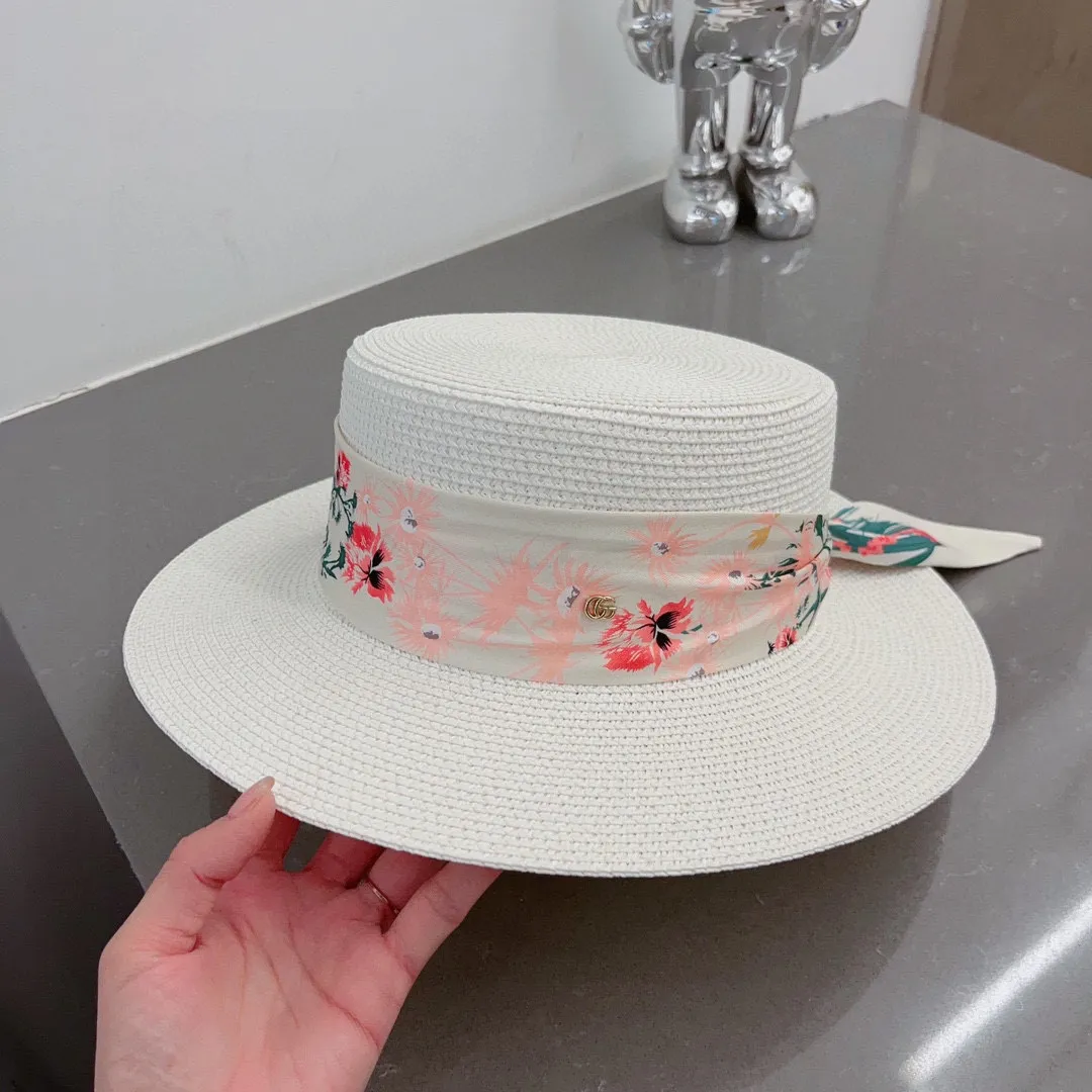 💰110¥ Gucci flat top hat, simple top hat, black and white, head circumference 57cm