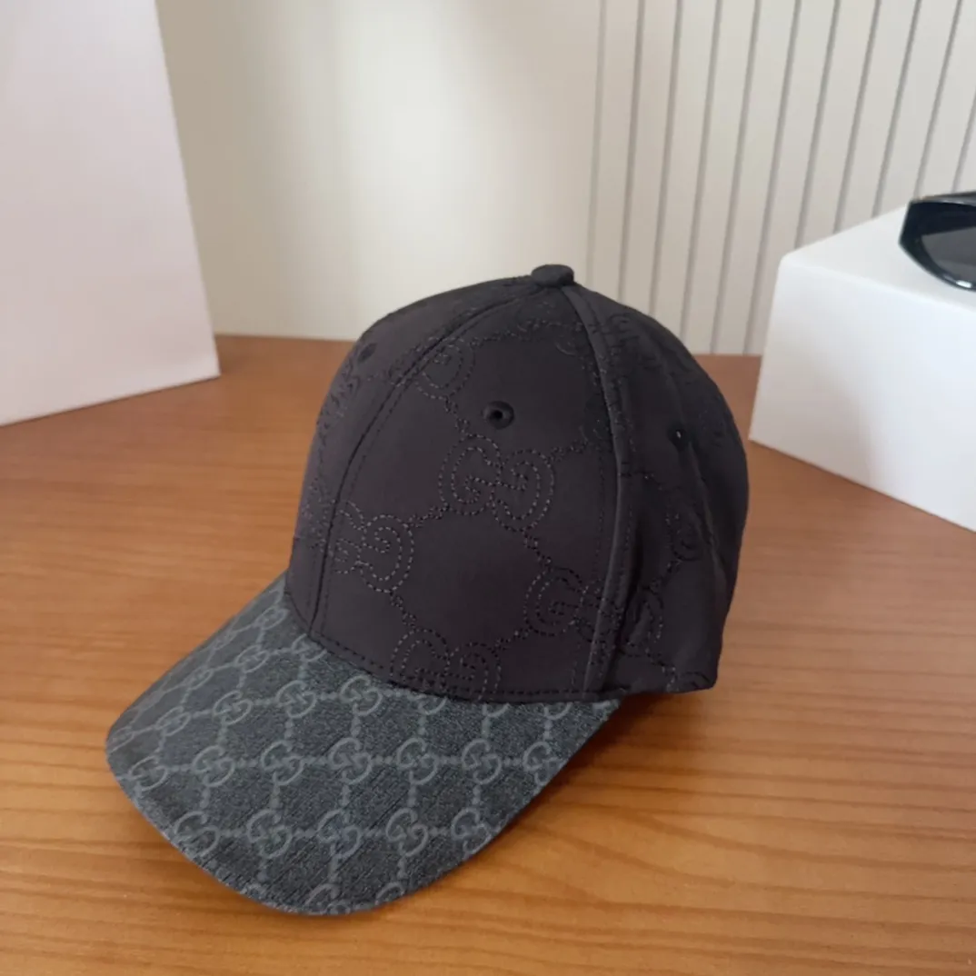 💰60 GUCCI Baseball Cap👒 The craftsmanship is very exquisite, high-end and classy! Low-key luxury, easy to carry!