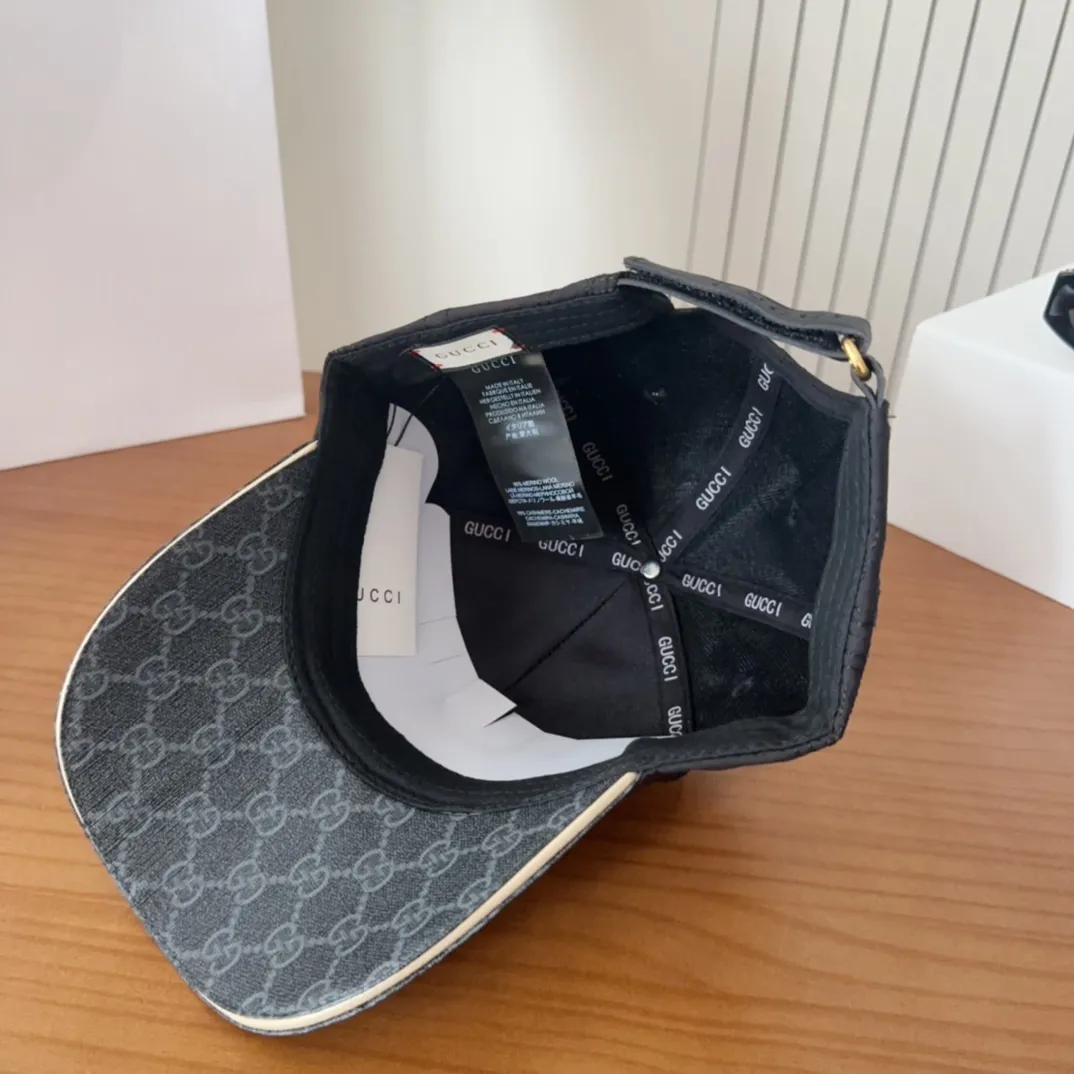 💰60 GUCCI Baseball Cap👒 The craftsmanship is very exquisite, high-end and classy! Low-key luxury, easy to carry!