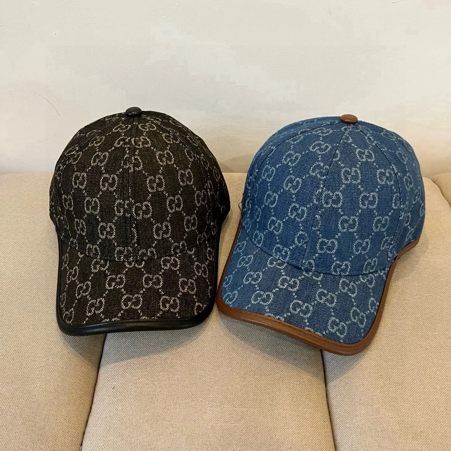 P60 Gucci Baseball Cap♥️GUCCI🧢New product from the official website, baseball cap, original quality, very popular 🔥🎩 The craftsmanship is very exquisite, high-end and classy! Low-key luxury, easy to carry! Running volume!