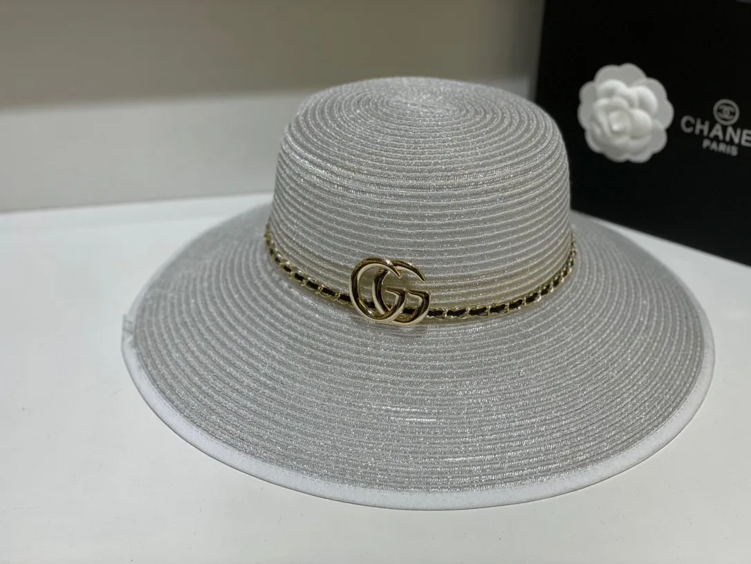 Gucci brooch chain mesh large brimmed hat