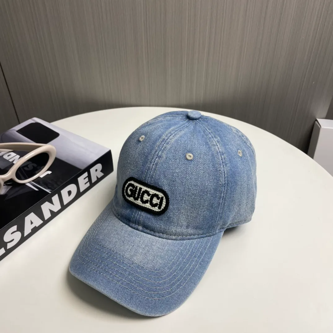 P50 GUCCI🧢New denim baseball cap is coming 🔥🎩 The craftsmanship is very exquisite, high-end and classy! Low-key luxury, easy to carry! Running volume!