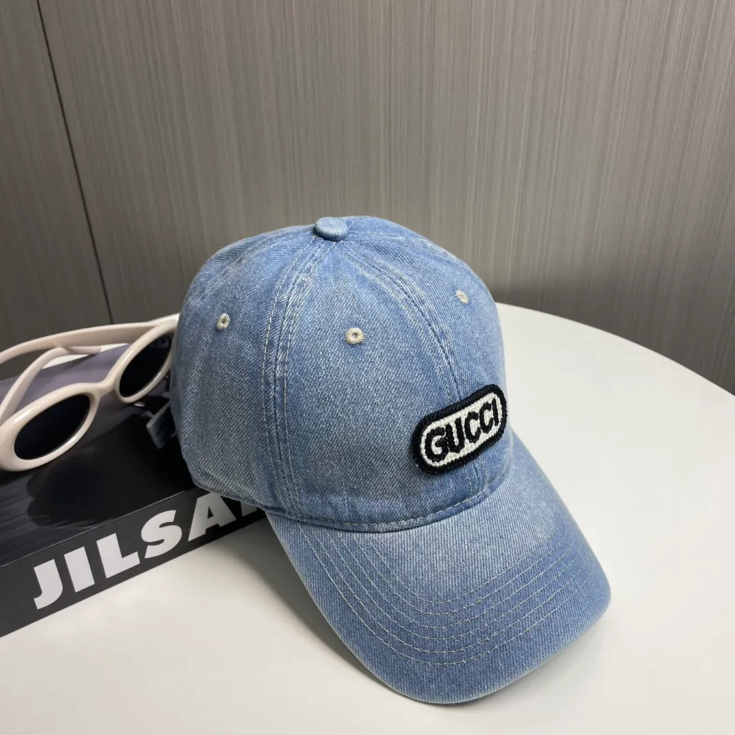 P50 GUCCI🧢New denim baseball cap is coming 🔥🎩 The craftsmanship is very exquisite, high-end and classy! Low-key luxury, easy to carry! Running volume!