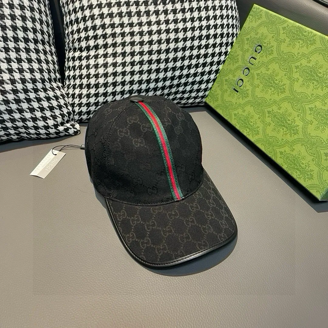 p90., Gucci (Gucci) classic original baseball cap, vertical small webbing, 1:1 mold customization, original canvas + first-layer cowhide, genuine leather edging, handsome and fashionable, popular purchasing agency, versatile style for men and women, great quality! The basic head circumference is 56cm, and the patch is adjustable.