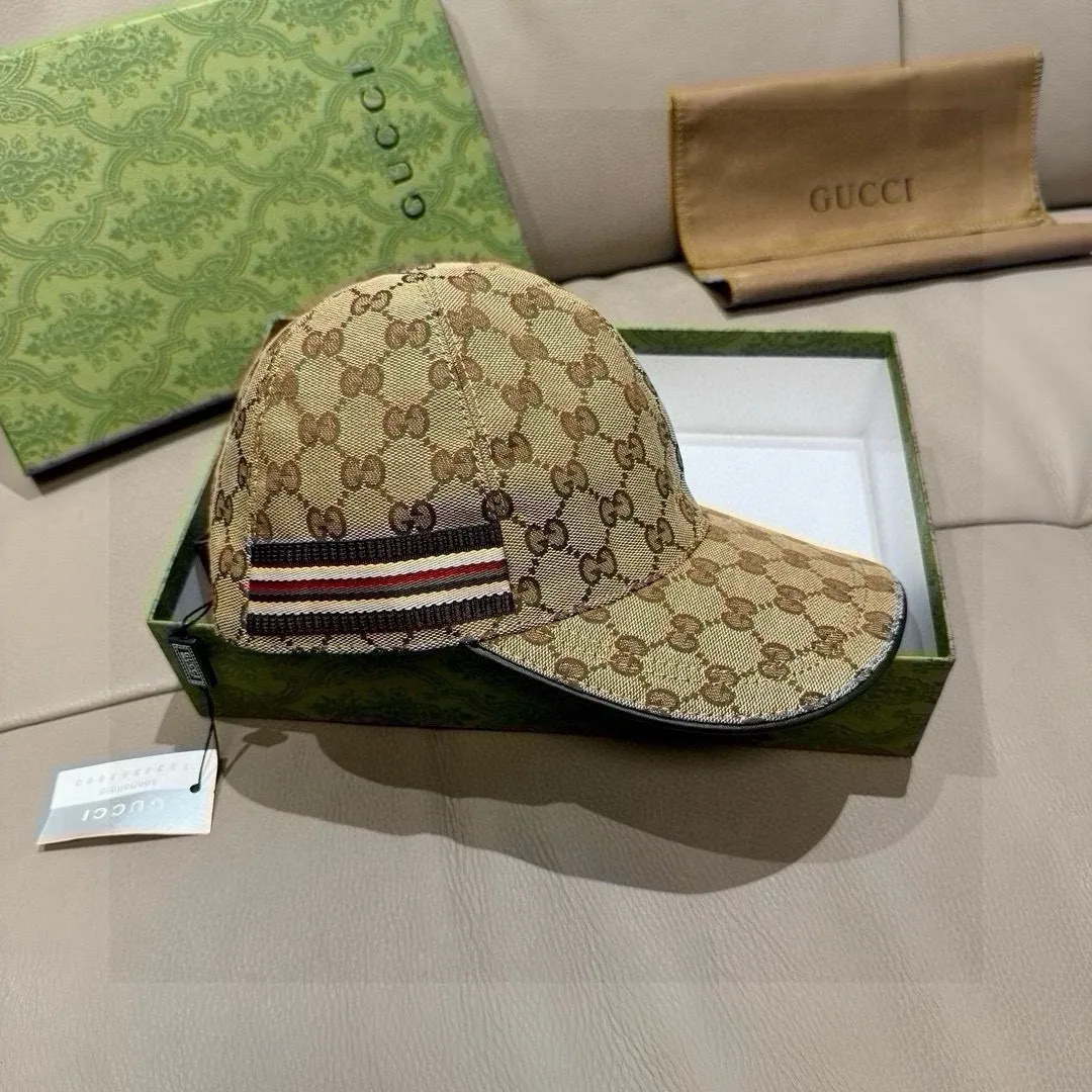 p90 ten thousand year old classic new color is shipped!   , Gucci (Gucci) classic original baseball cap 😍😍 1:1 mold opening and customization at the counter, the highest version, original canvas fabric + first layer of cowhide, light and breathable! Photographed in real life, suitable for men and women in all seasons, basic head circumference 56cm, adjustable patches.