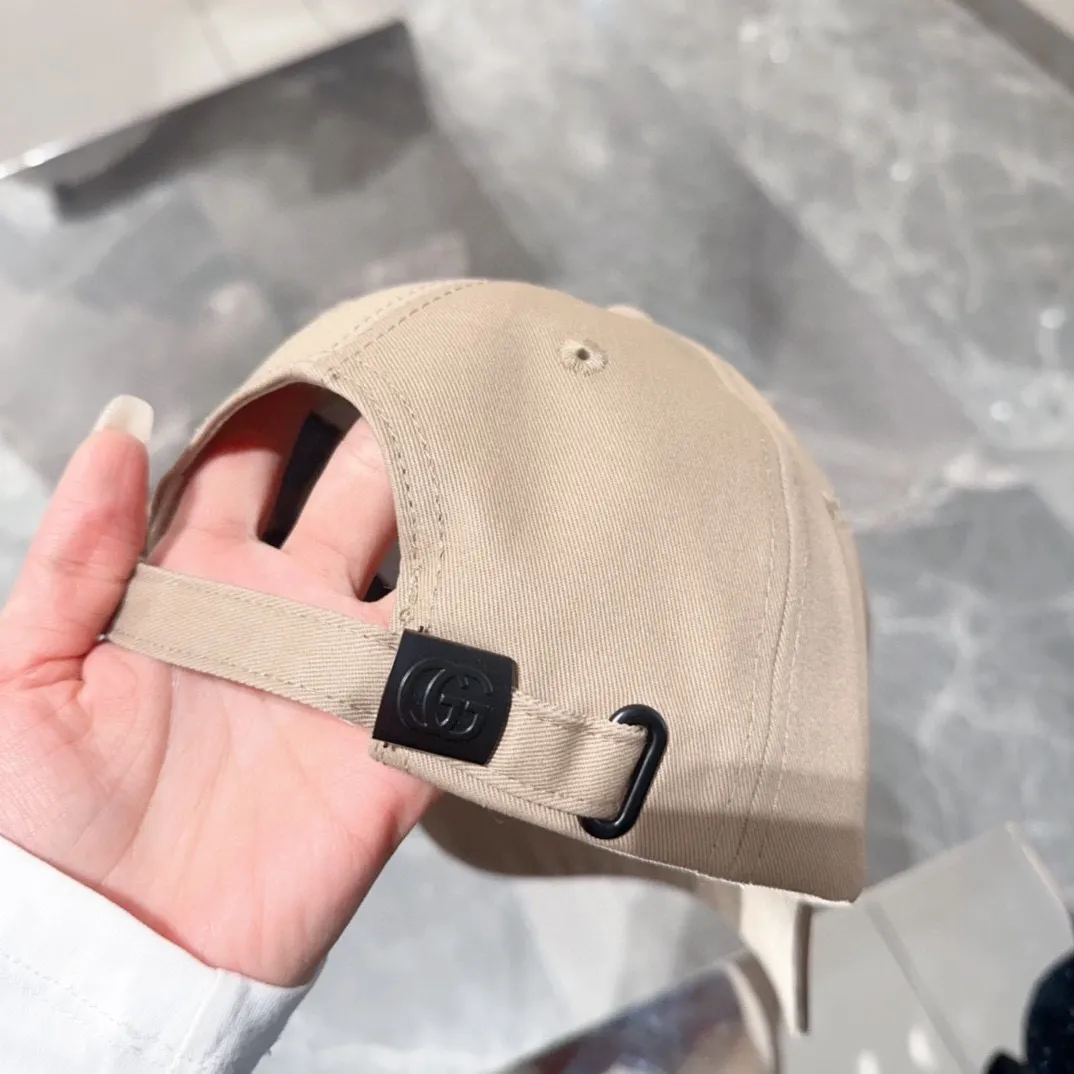 P60 GUCCI baseball cap is high-end and classy! Low-key luxury, easy to carry! Running volume!