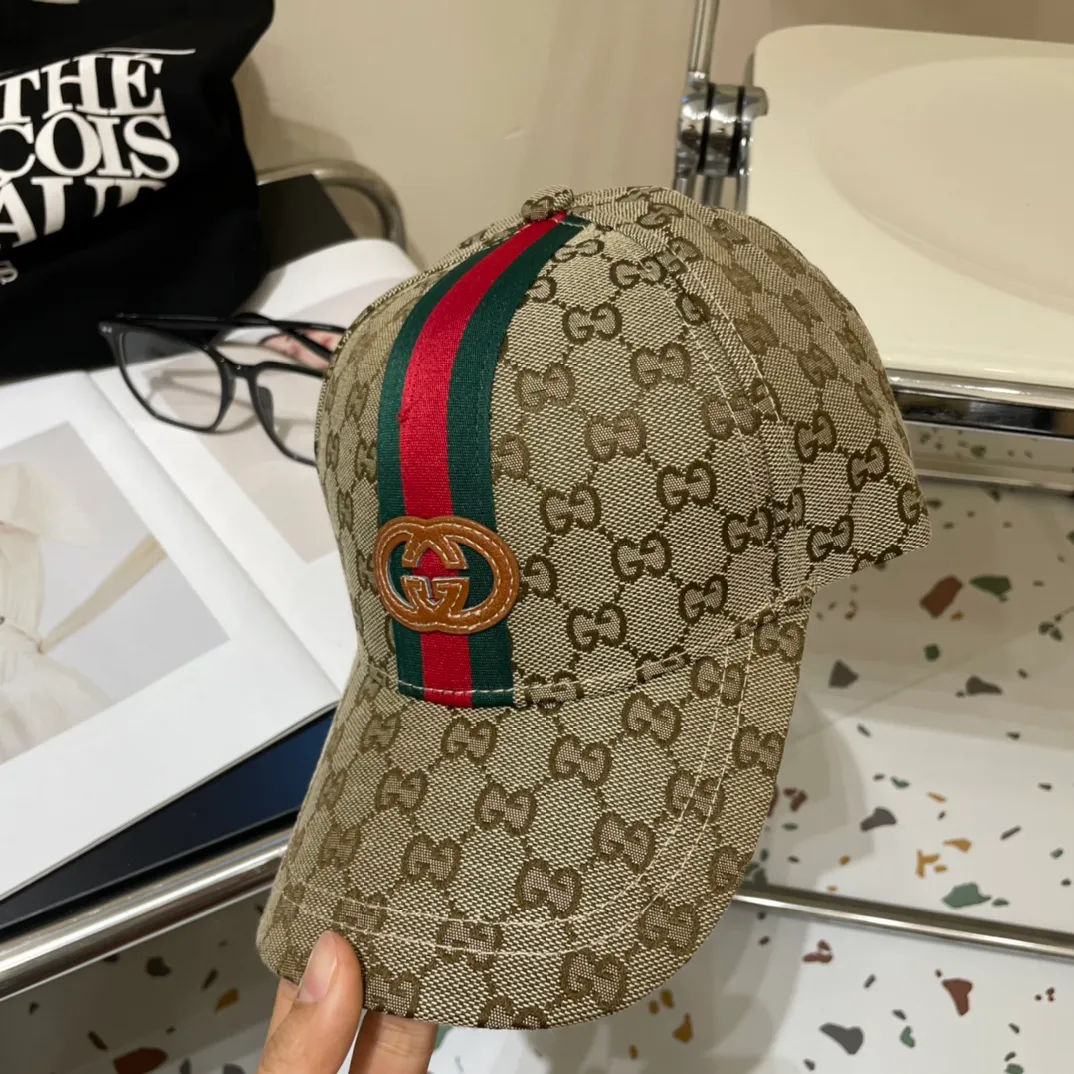 P60 original quality GUCCI Gucci fisherman hat 👒Official website new product Gucci baseball cap 🧢 is coming soon. The craftsmanship is very exquisite, high-end and classy! Low-key luxury, easy to carry! Running volume!