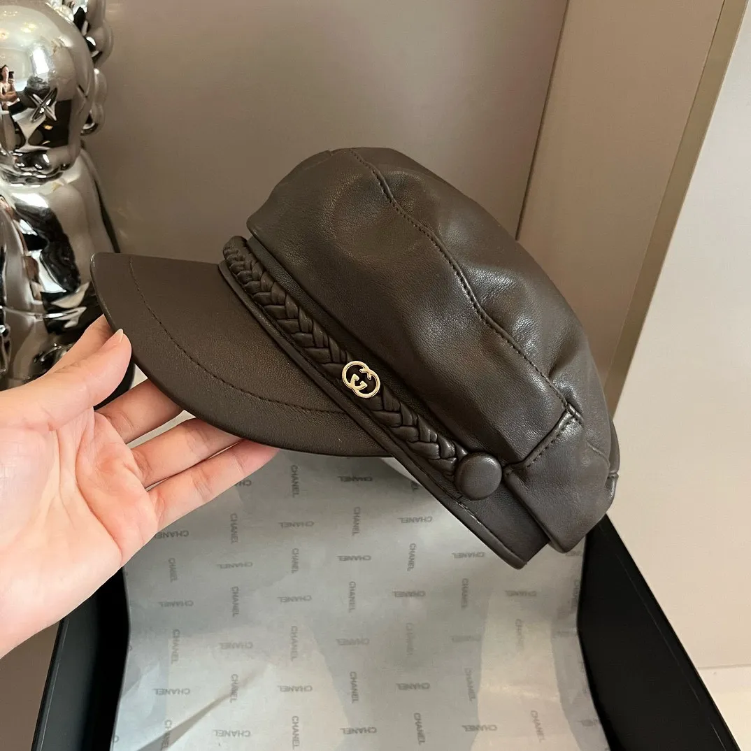 💰100¥ Gucci new duck bill military cap, head circumference 57cm