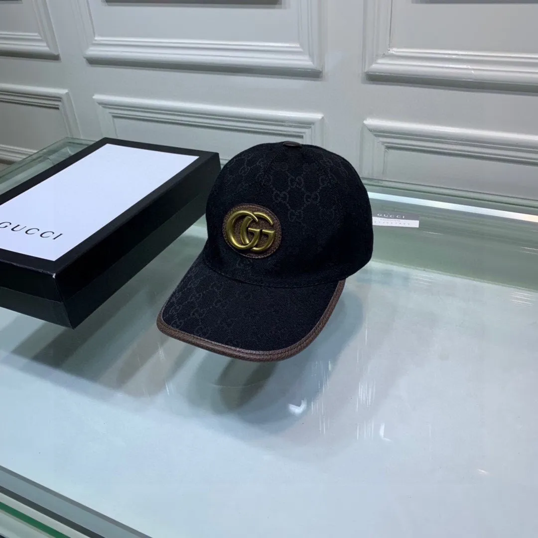 🉐100 Comes with a packaging bag, Gucci's new original baseball cap, metal double G, the latest model at the counter, 1:1 custom molding, genuine molding hardware, original canvas fabric + first-layer cowhide, original factory quality! The quality is great, the basic head circumference is 56cm, and the patch is adjustable.