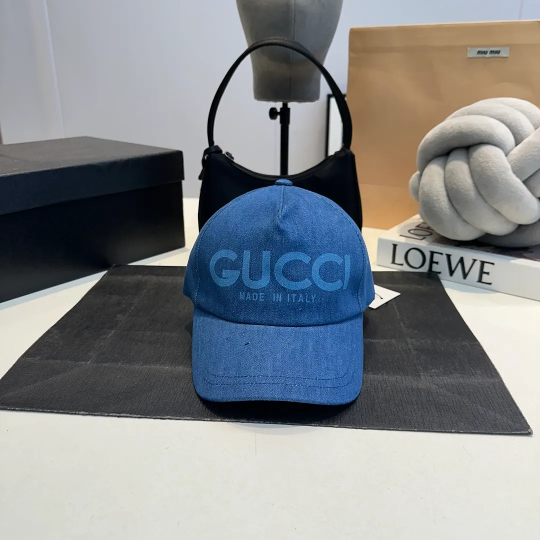P80 GUCCI 2025 new washed denim baseball cap at the counter, very trendy! Casual and sports style, classic production, super easy to match!