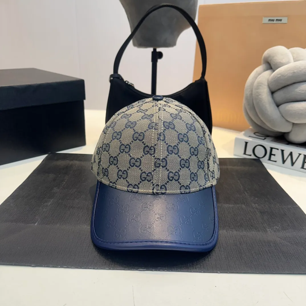 P60 GUCCI Gucci Baseball Cap👒Official website new product Gucci🧢original quality is very popular. The craftsmanship is very exquisite, high-end and classy! Low-key luxury, easy to carry! Running volume