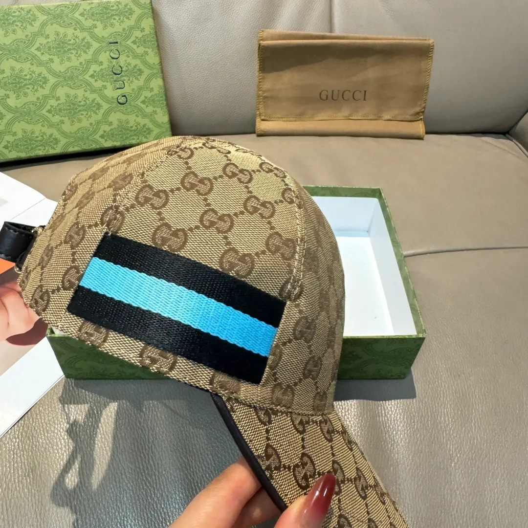p90 ten thousand year old classic new color is shipped!   , Gucci (Gucci) classic original baseball cap 😍😍 1:1 mold opening and customization at the counter, the highest version, original canvas fabric + first layer of cowhide, light and breathable! Photographed in real life, suitable for men and women in all seasons, basic head circumference 56cm, adjustable patches.