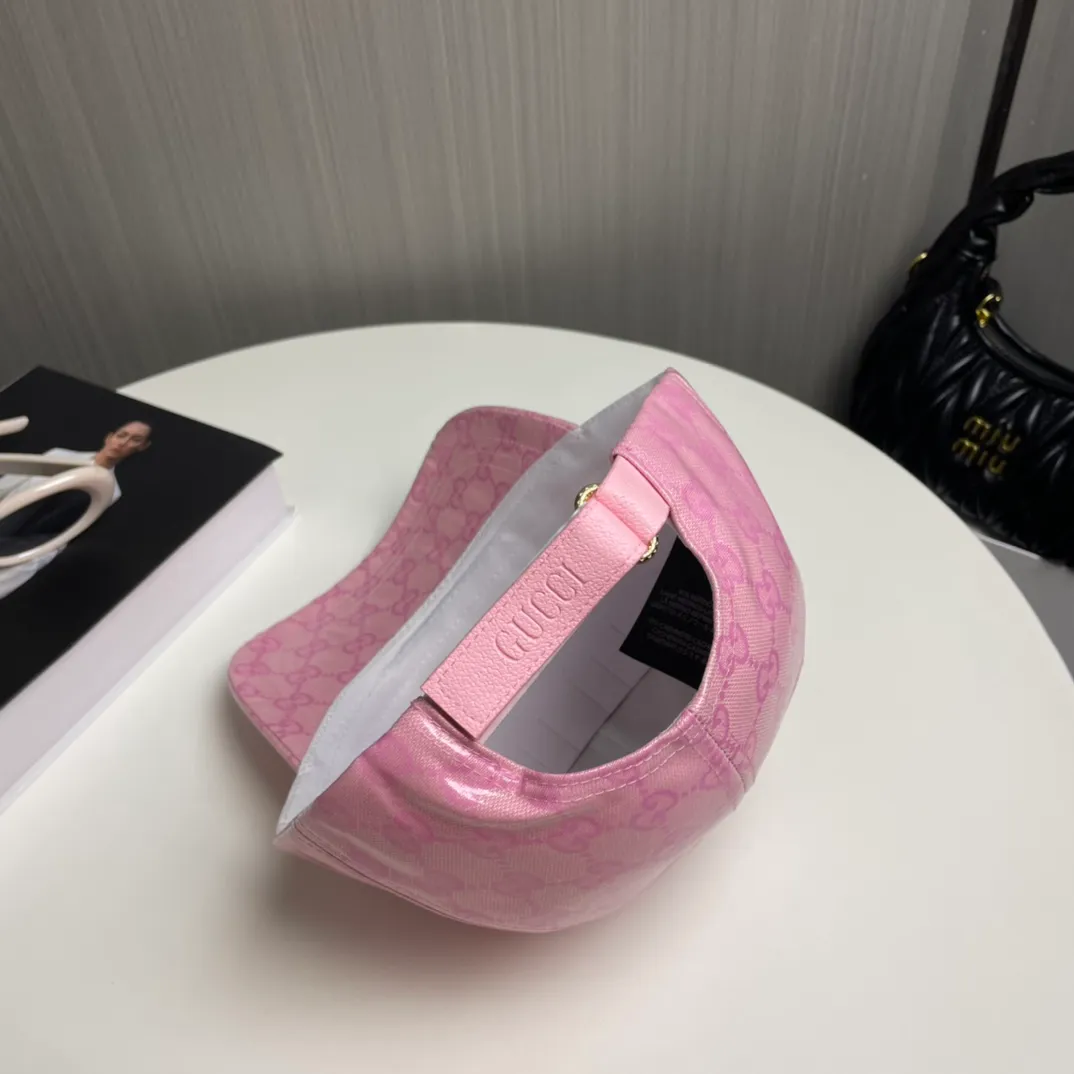 P60【GUCCI】🌸2024 official website is online simultaneously🎊 Korean version of the new British classic casual atmosphere customized model 1:1 original quality unisex baseball cap Meibang three-dimensional printed geological fabric high version quality🔥🔥🔥