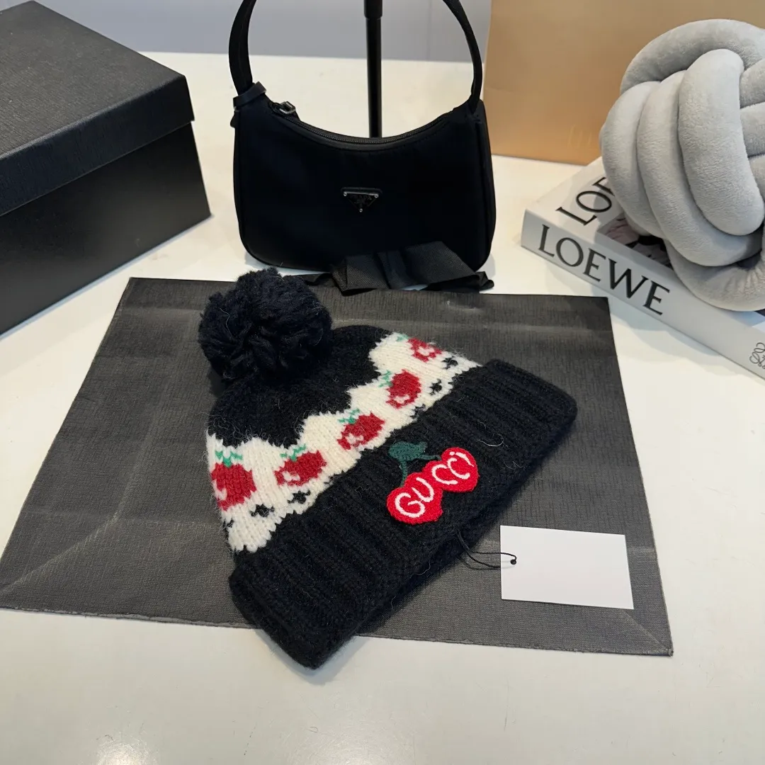 P60 Gucci knitted beanie, unisex