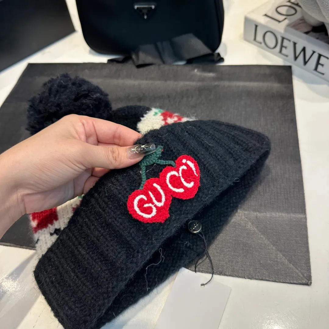 P60 Gucci knitted beanie, unisex