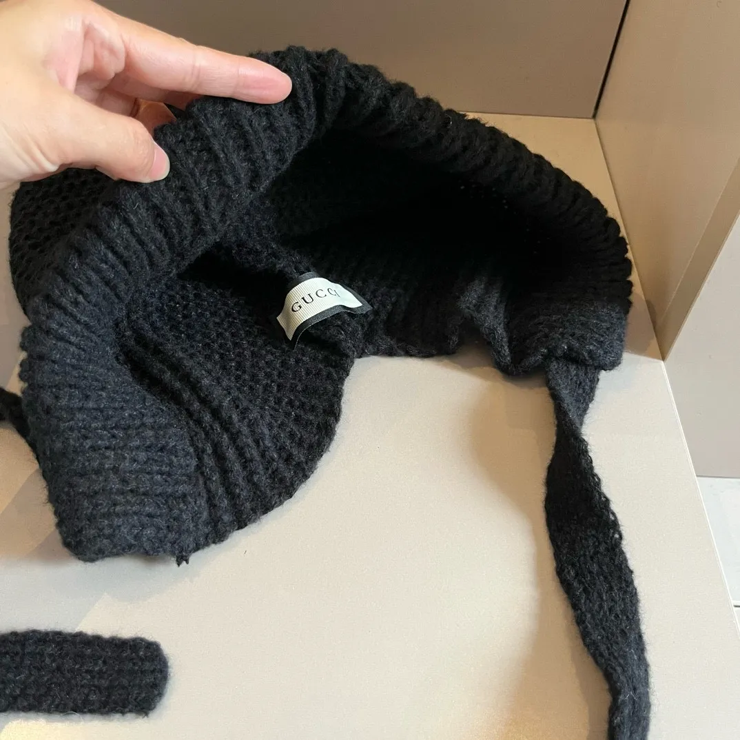 💰90¥ Gucci new knitted cold hat ear protection hat