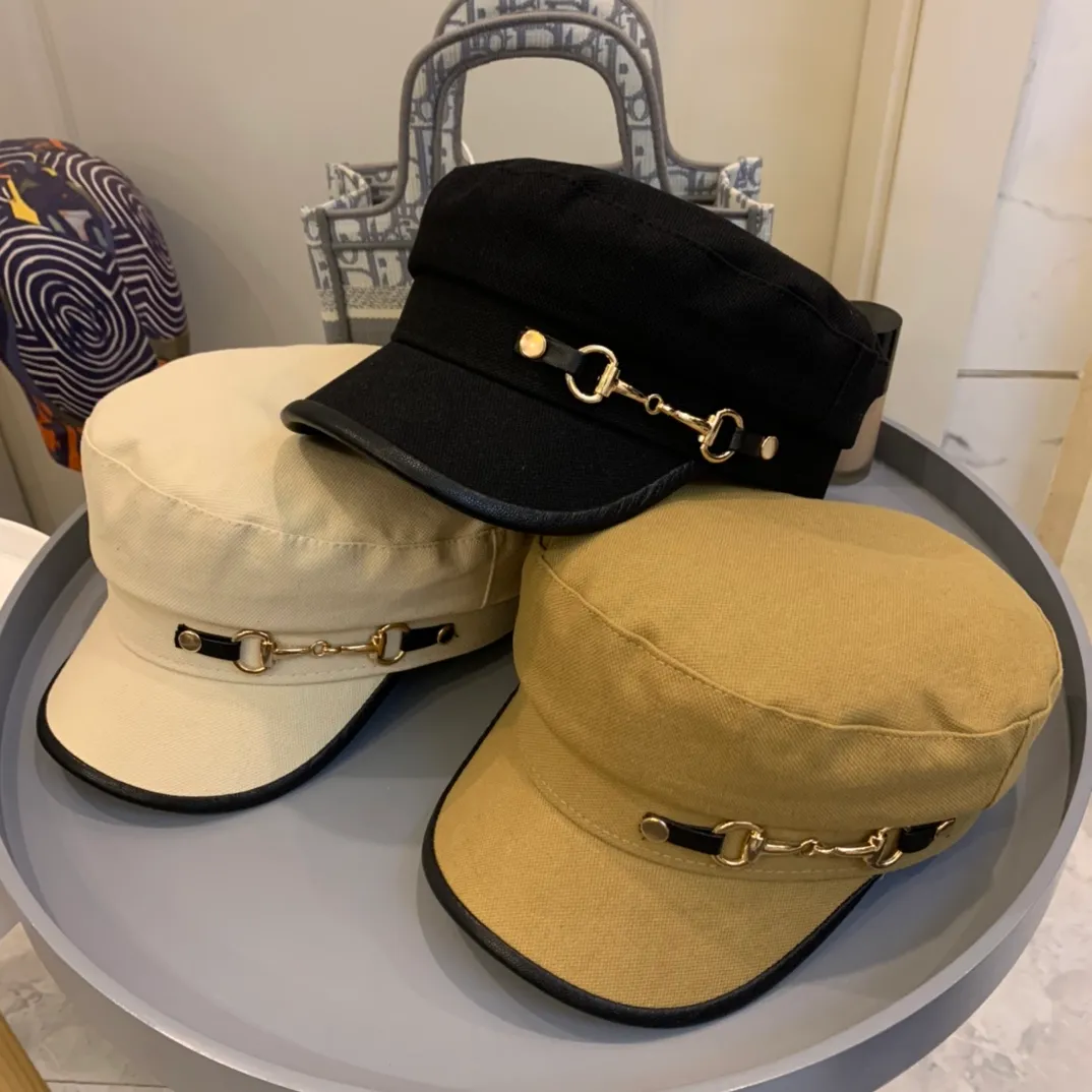 p90 Gucci 2021 new summer duck bill military cap, pure cotton dark pattern fabric, with leather buckle chain. It is a perfect match, super three-dimensional,