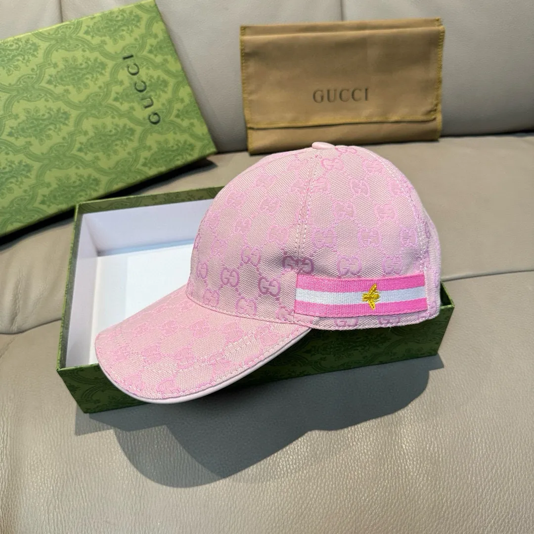 p90 ten thousand year classic model shipped!   , Gucci (Gucci) classic original baseball cap😍😍Little Bee, 1:1 mold opening and customization at the counter, the highest version, original canvas fabric + first layer of cowhide, pure cotton lining, light and breathable! Photographed in real life, suitable for men and women in all seasons, basic head circumference 56cm, adjustable patches.