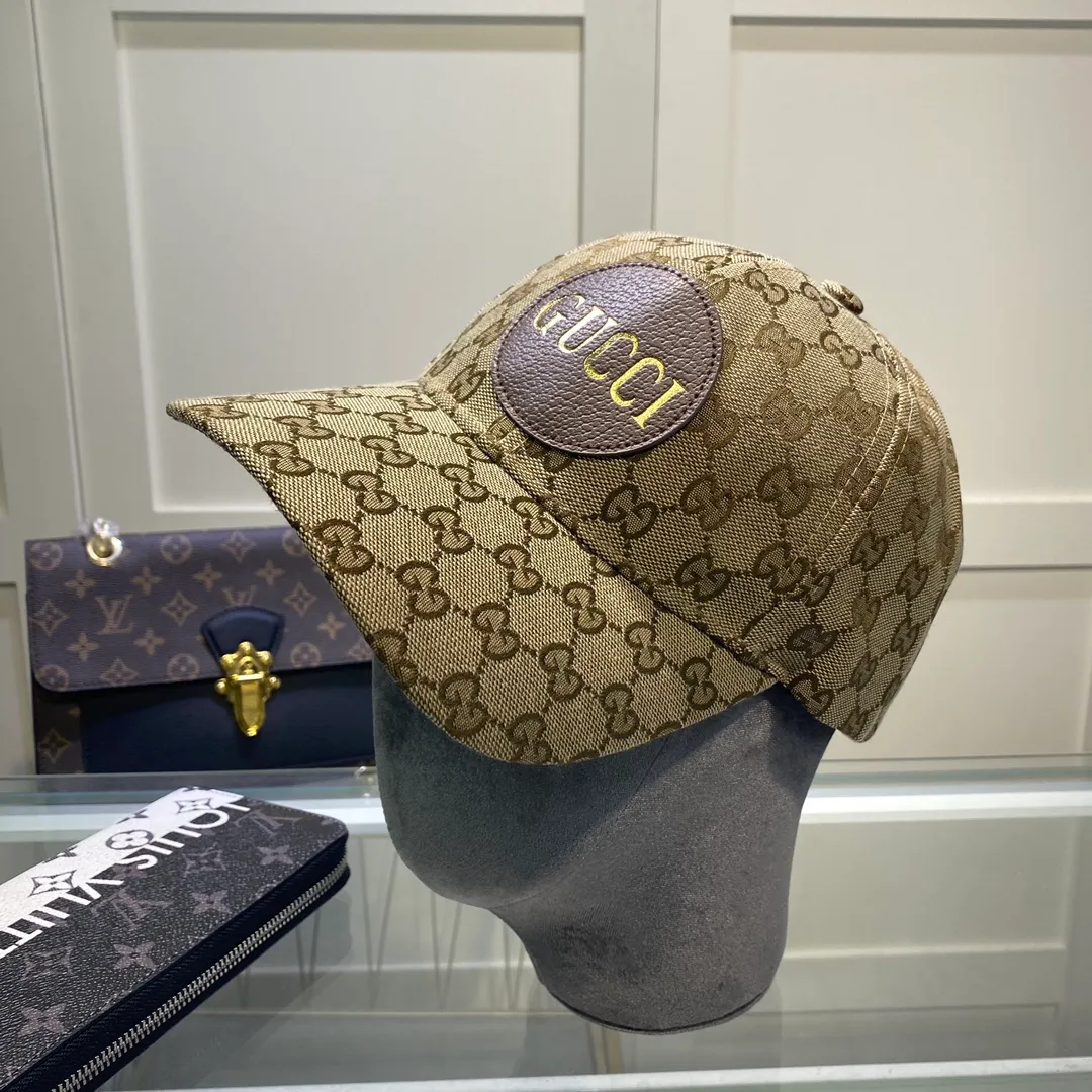 P70💰Gucci Baseball Cap GUCCI🧢Original quality is now available 🔥🎩 The craftsmanship is very exquisite, high-end and classy! Low-key luxury, easy to carry! Running volume! 【68211469】