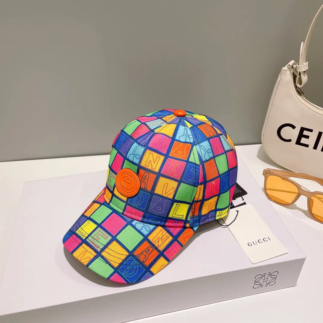 P66💰GUCCI Baseball Cap, new product from the official website, baseball cap, original quality, very popular 🔥🎩 The craftsmanship is very exquisite, high-end and classy! Low-key luxury, easy to carry! Running volume!