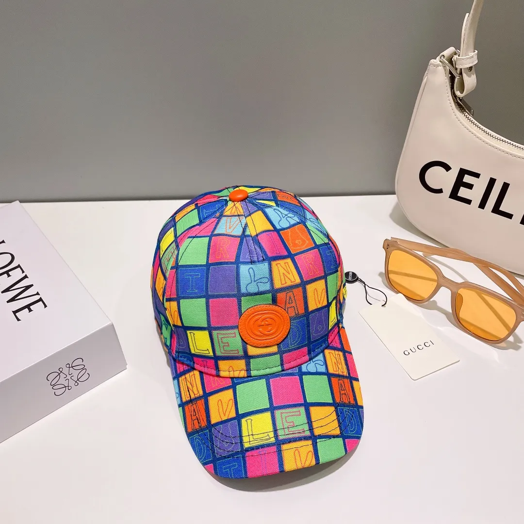 P66💰GUCCI Baseball Cap, new product from the official website, baseball cap, original quality, very popular 🔥🎩 The craftsmanship is very exquisite, high-end and classy! Low-key luxury, easy to carry! Running volume!