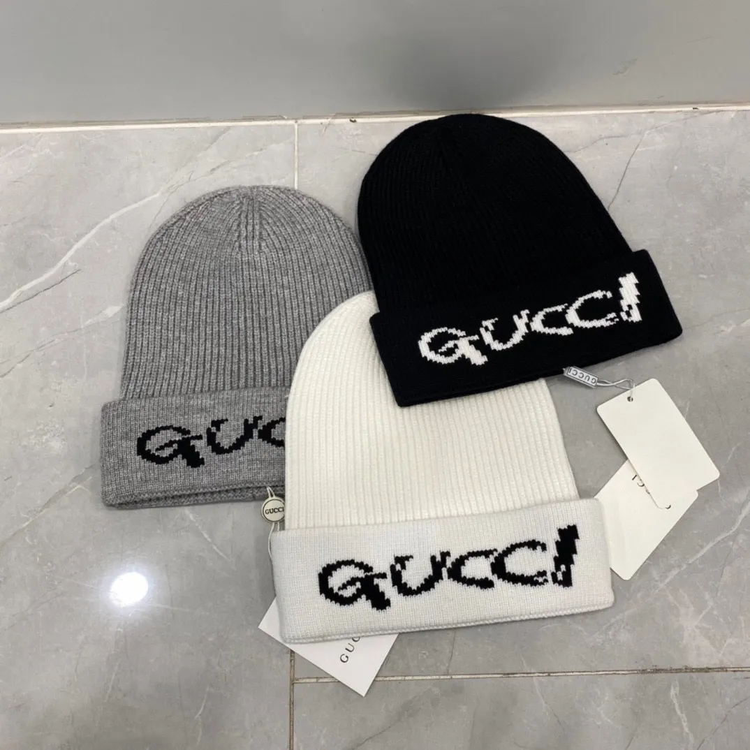P56 Gucci 2022 simple knitted beanie, super popular 💖 first-class texture, very easy to match when going out!