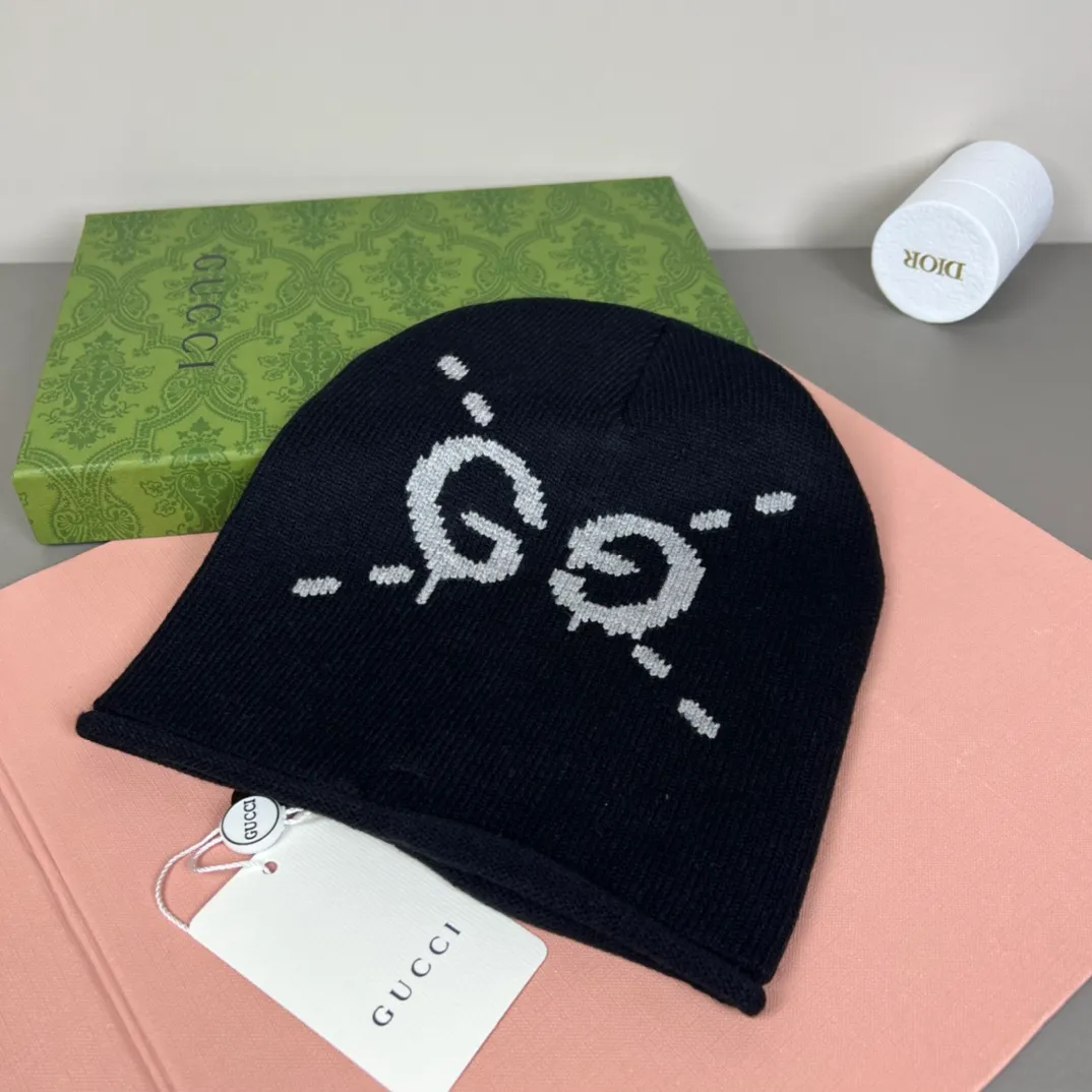 P46 with dust bag GUCCI Gucci original single hat official website new hairband decorative knitted hat, love][love] wool cashmere double-layer hat😱😘warm and fashionable, simple and elegant, more fashionable and high-end!