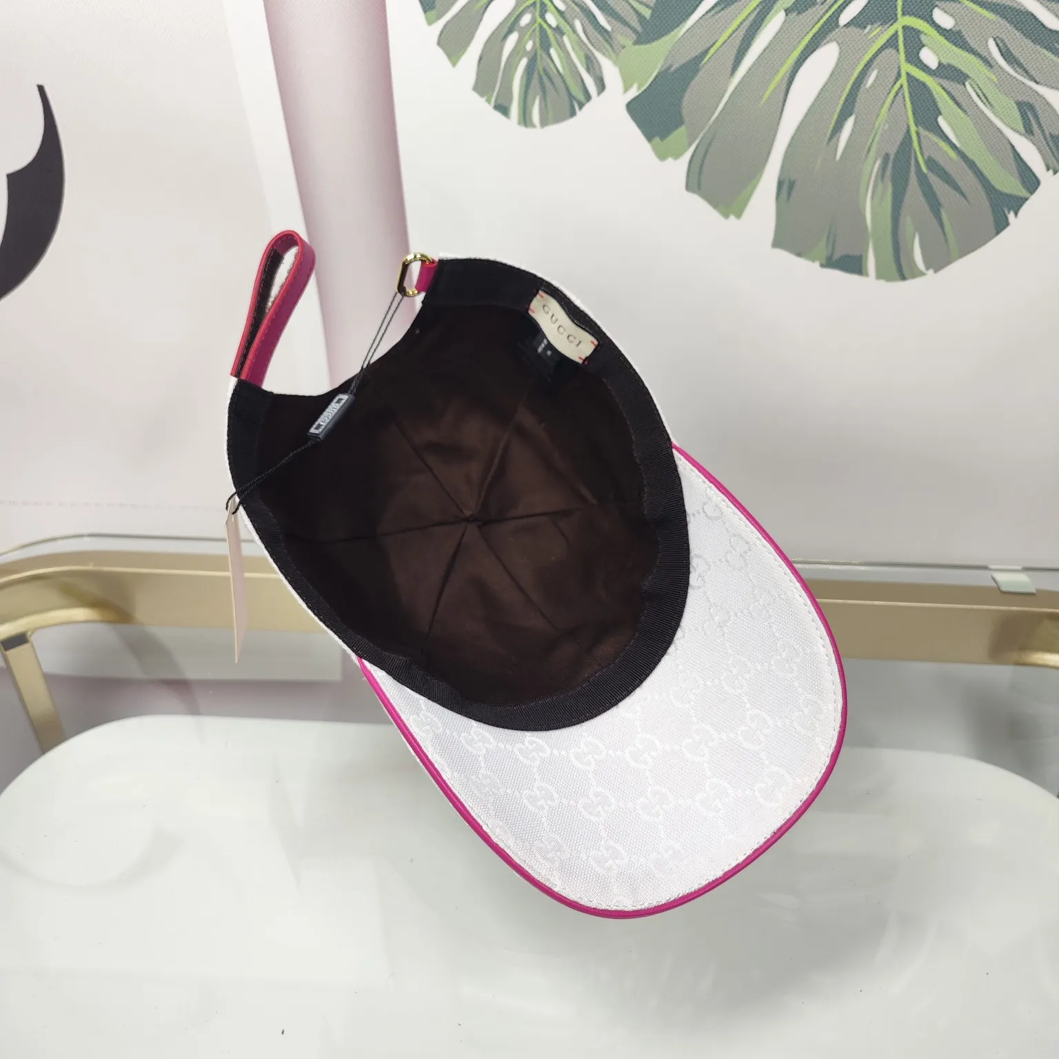 Batch 90 GUCCI--white letter high version original single pair flower baseball cap