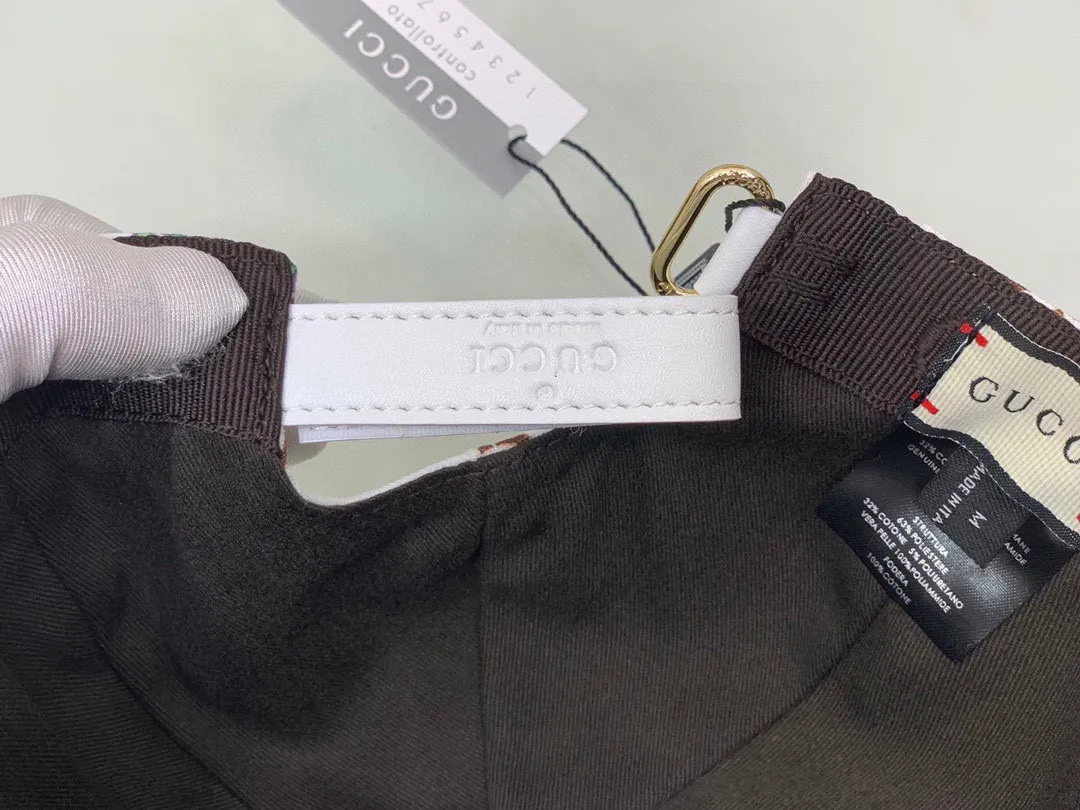 🉐110 Gucci 2021 spring and summer new styles released! ., Gucci (Gucci) new original baseball cap, Gucci small floral, counter 1:1, imported canvas + first-layer cowhide, popular purchasing agent, versatile style for men and women, great quality! The basic head circumference is 56cm, and the patch is adjustable.