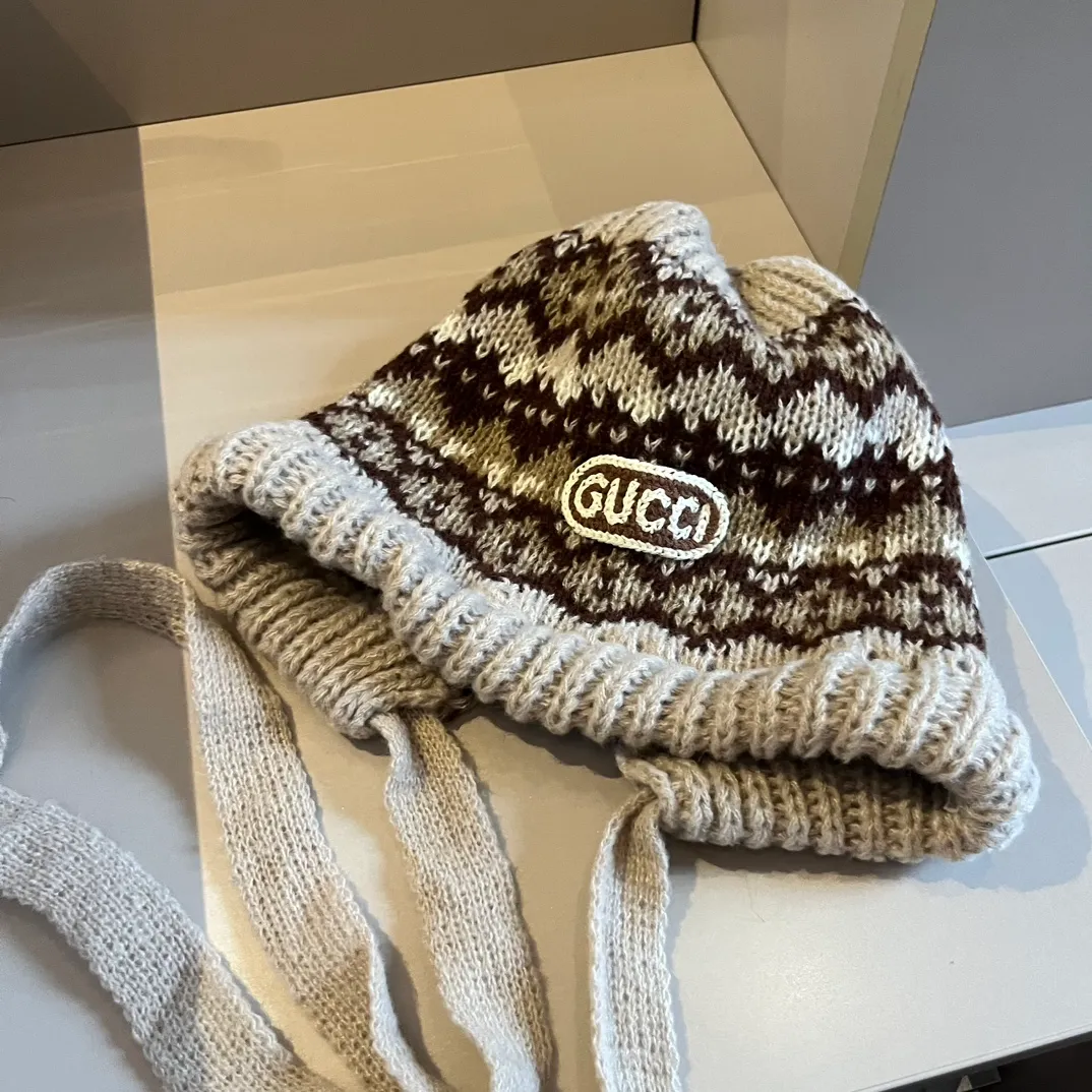 💰90¥ Gucci new knitted cold hat ear protection hat