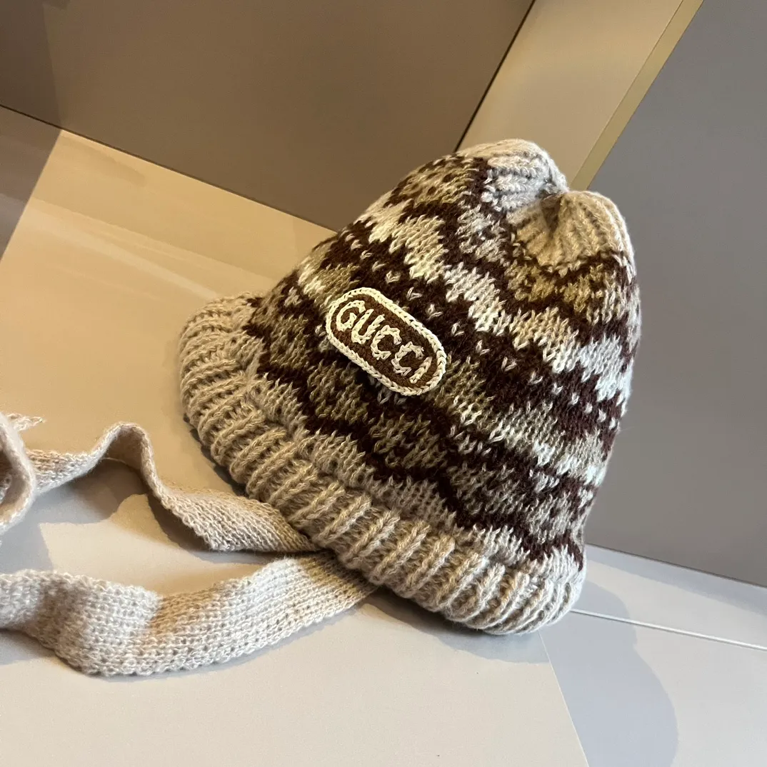 💰90¥ Gucci new knitted cold hat ear protection hat