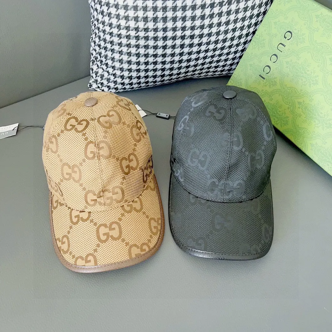 Batch 90, Gucci's new original baseball cap, large double G, 1:1 mold customization at the counter, perfect pattern, original canvas fabric + first-layer cowhide, light and breathable! The basic head circumference is 56cm, and the patch is adjustable.