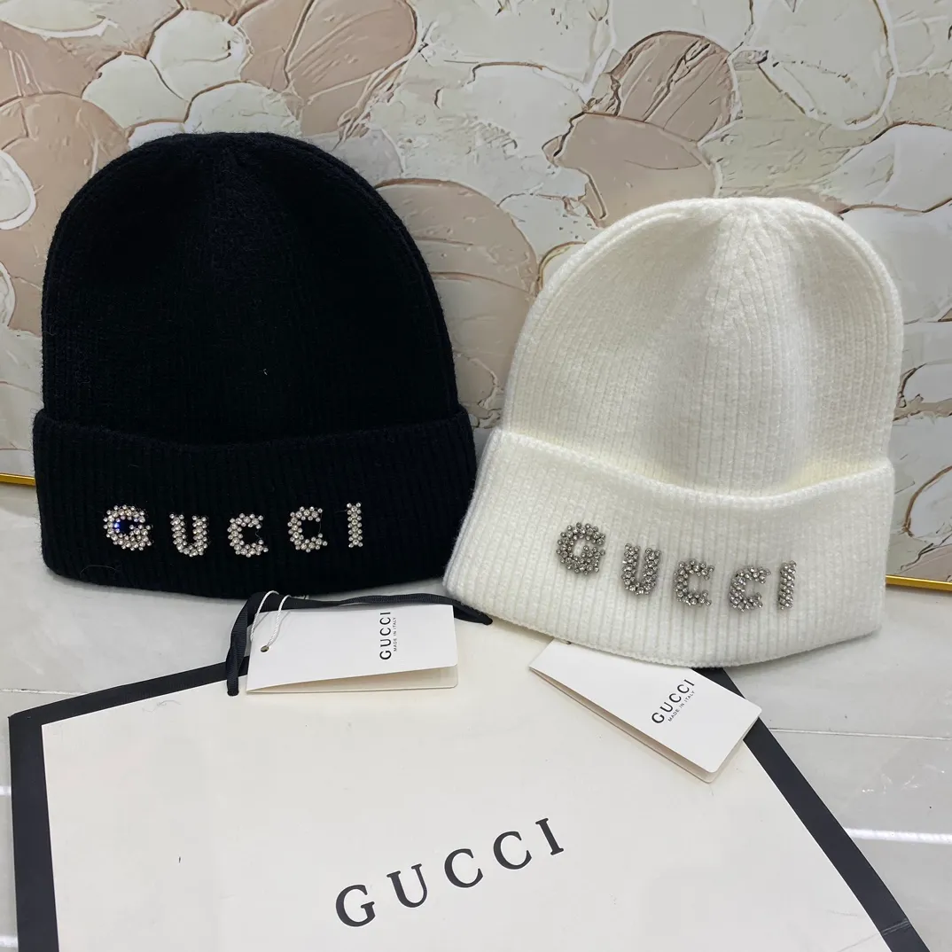 Cabbage price Gucci Gucci rhinestone logo cashmere knitted hat
