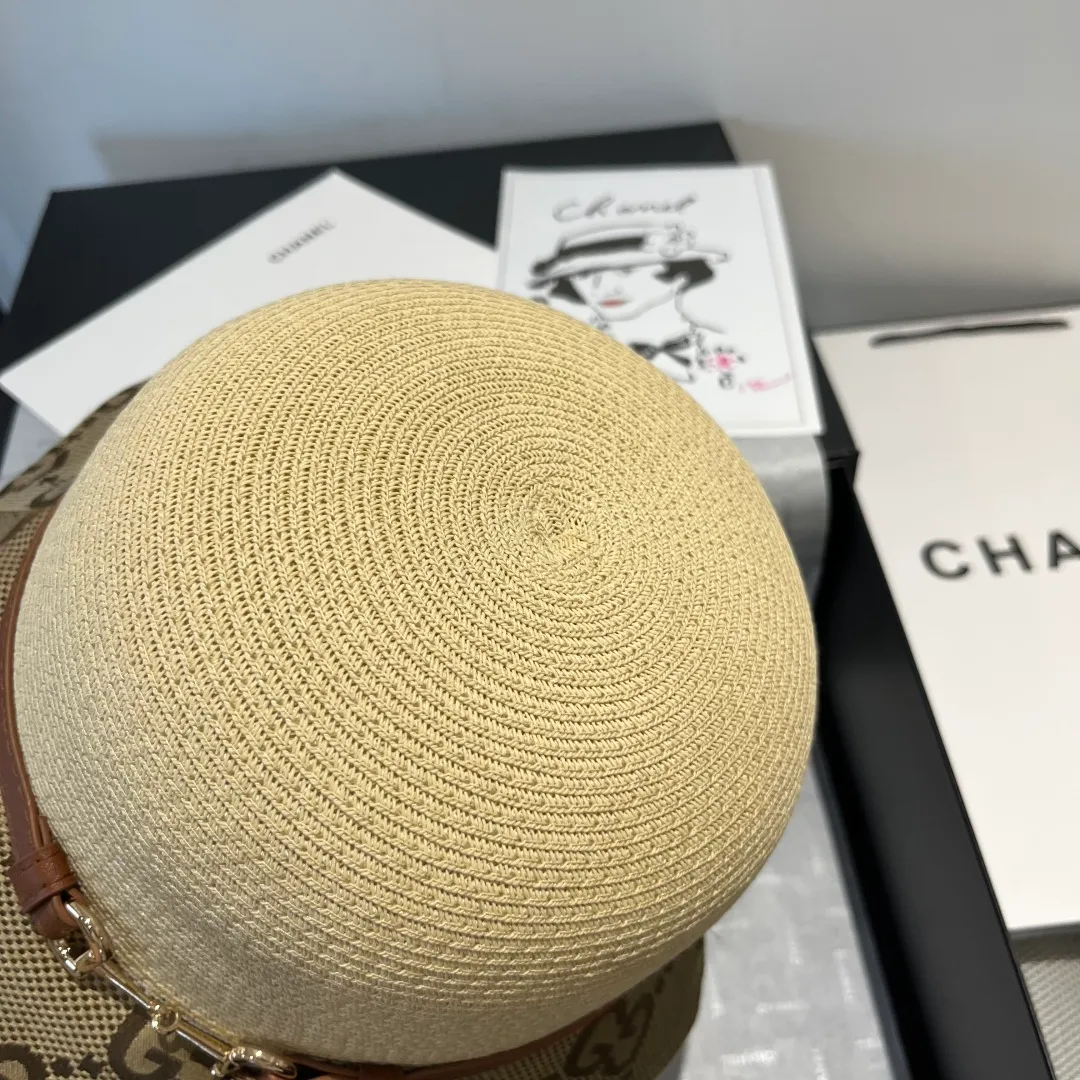 💰150¥ Gucci Gucci leather straw hat, thin straw hat, easy to carry, high-end customization, head circumference 57cm, khaki two colors